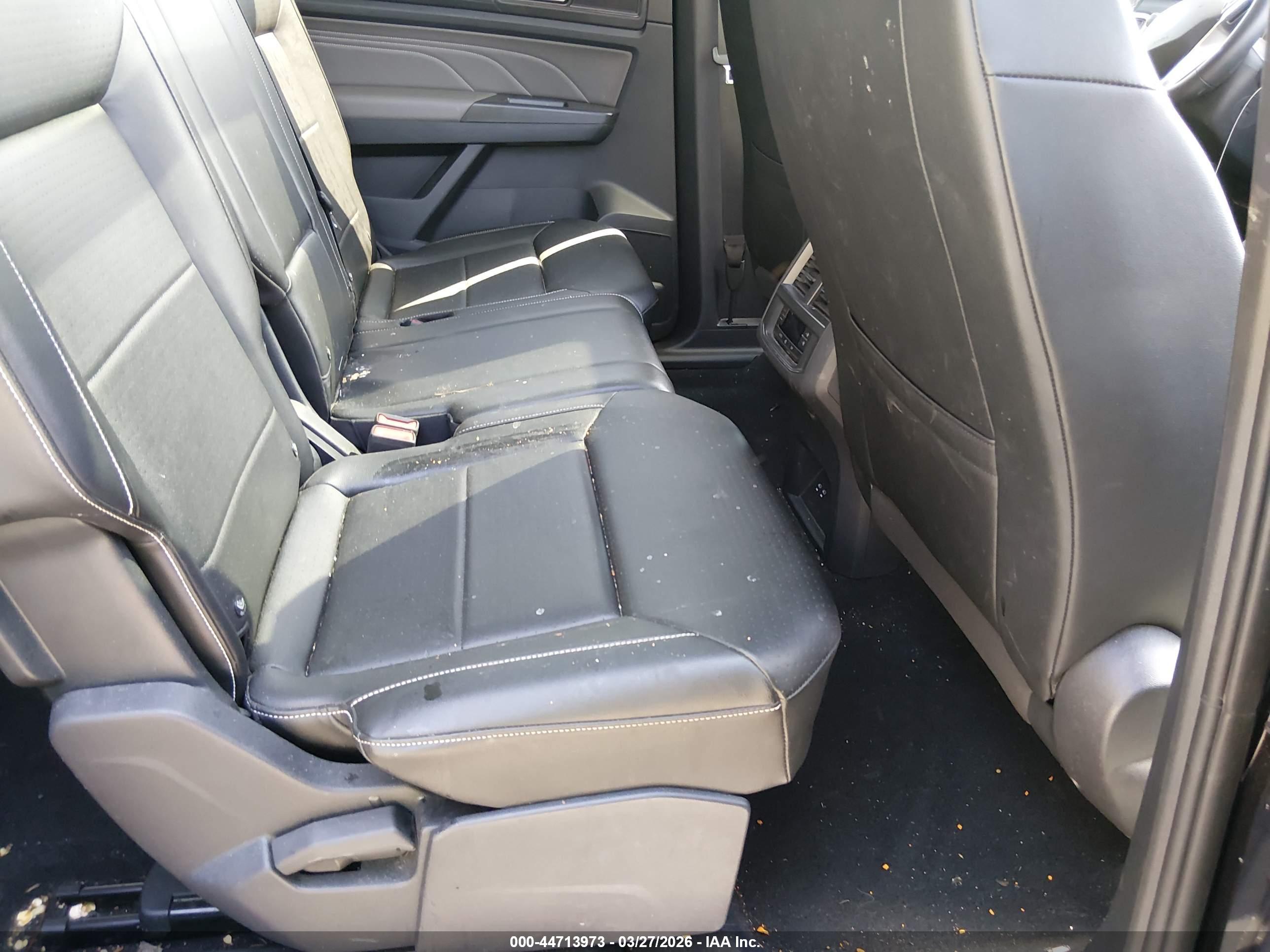 VOLKSWAGEN ATLAS image 8