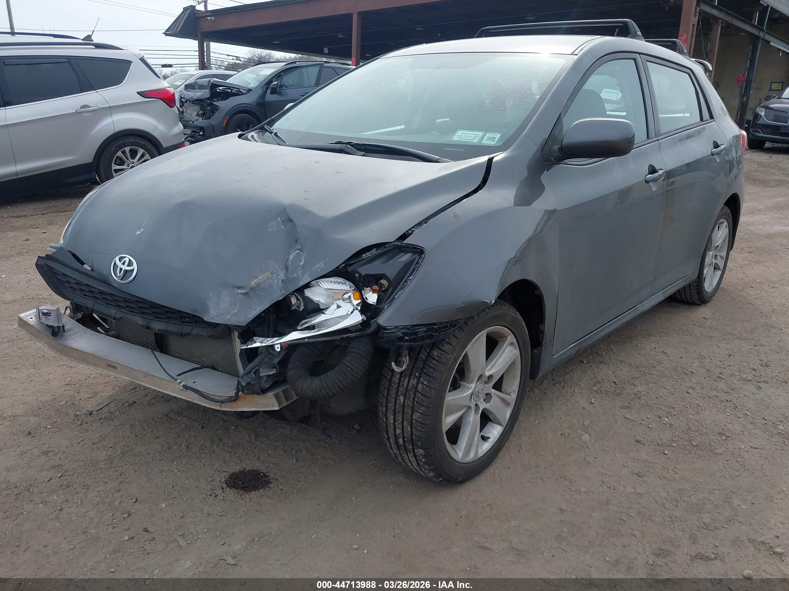 TOYOTA MATRIX image 6