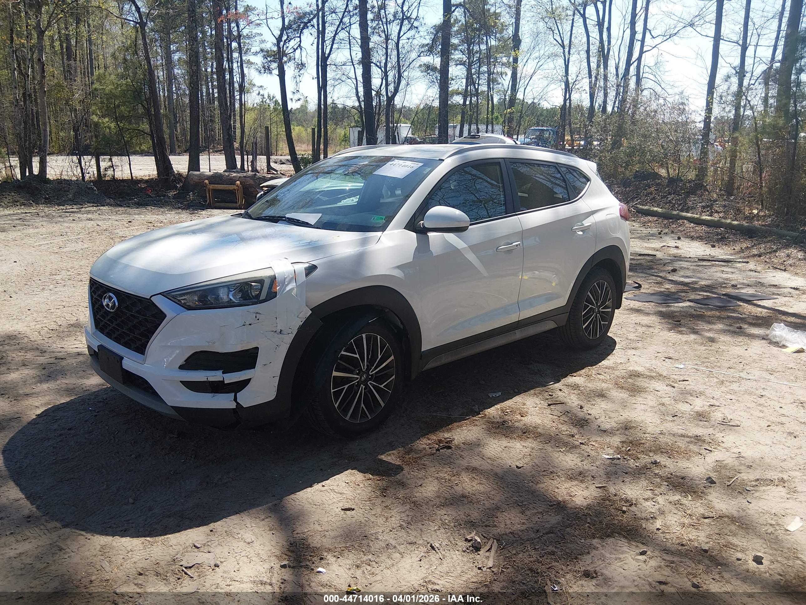 HYUNDAI TUCSON image 2