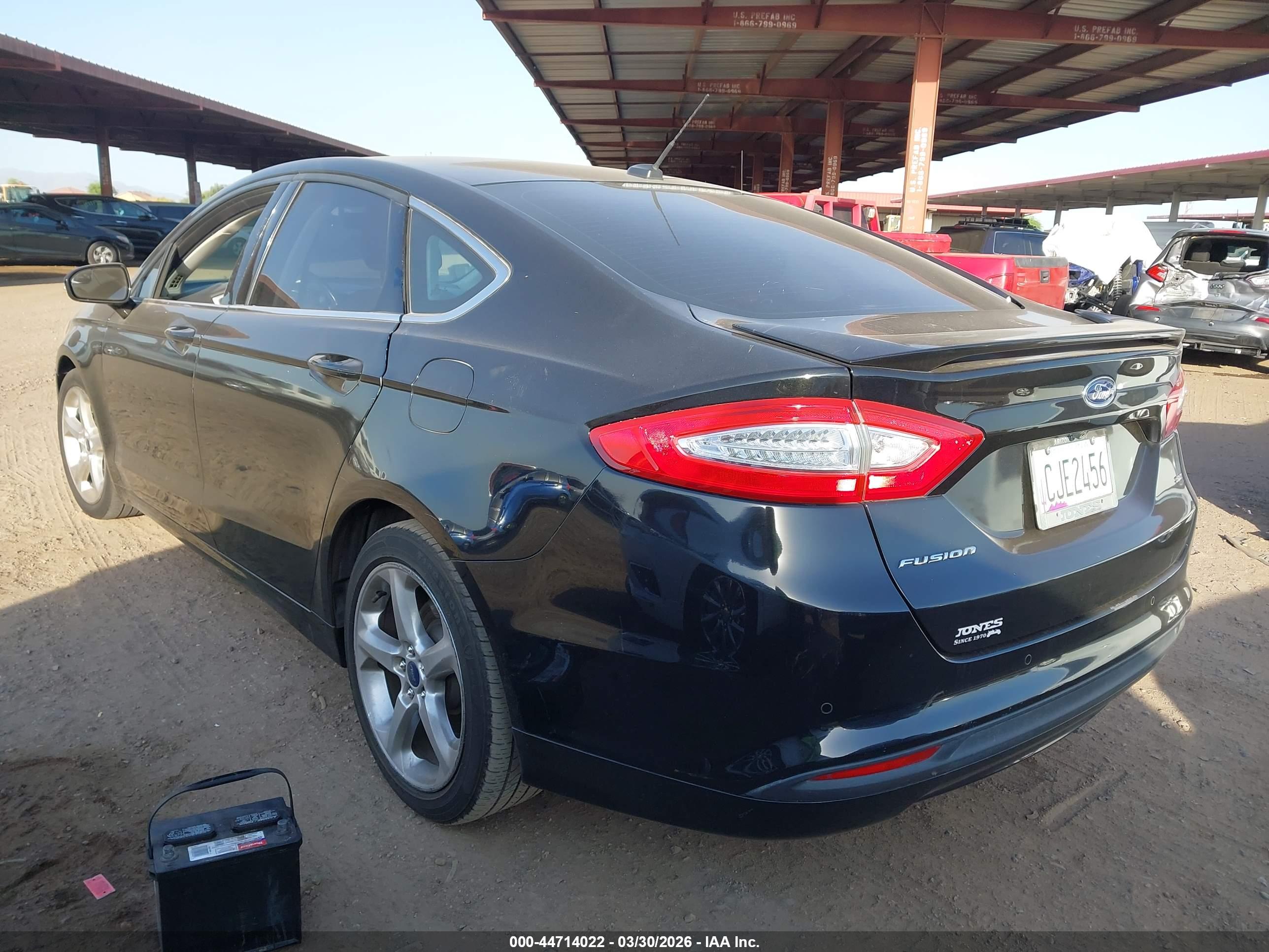 FORD FUSION image 3