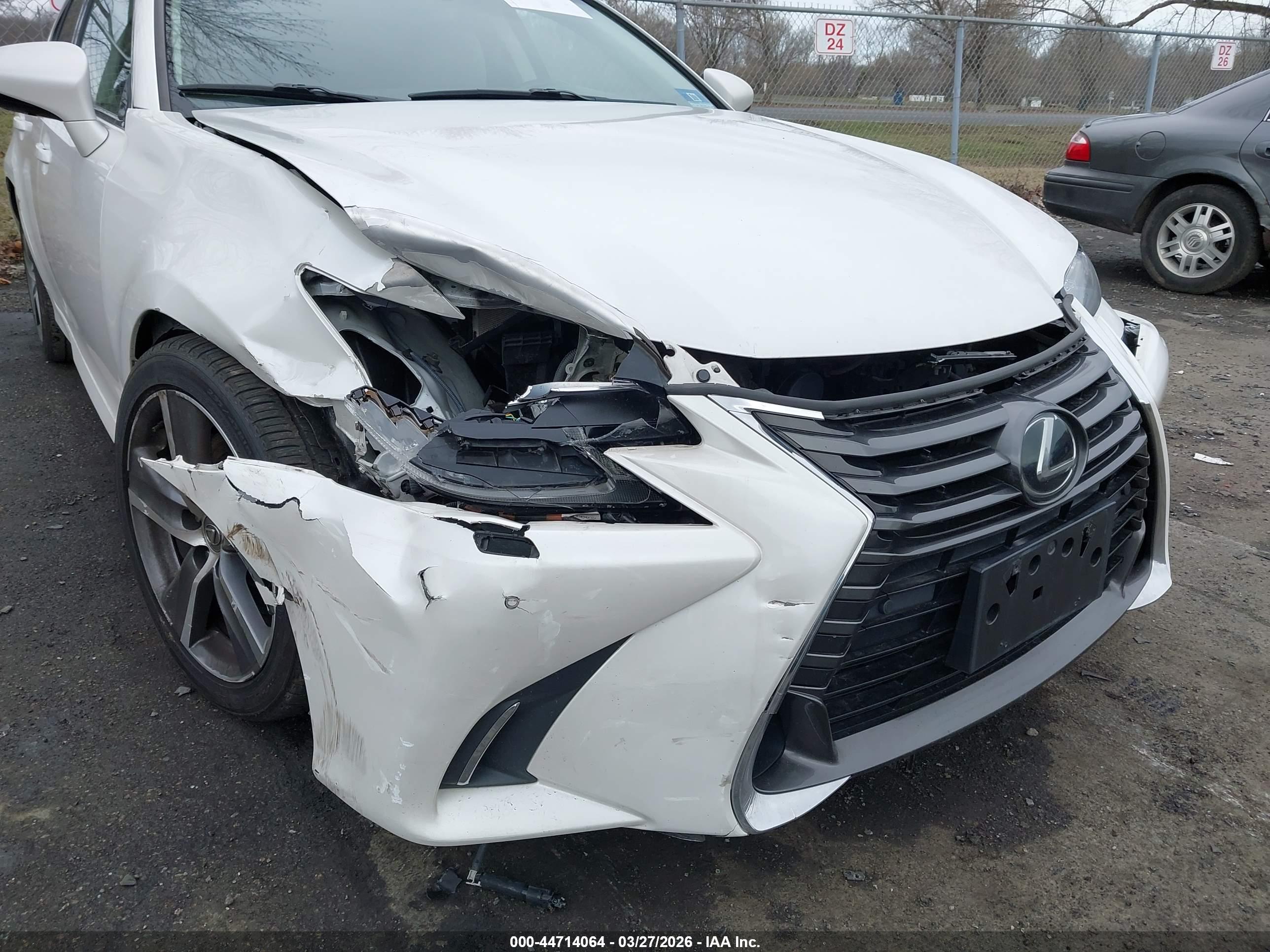 LEXUS GS image 6