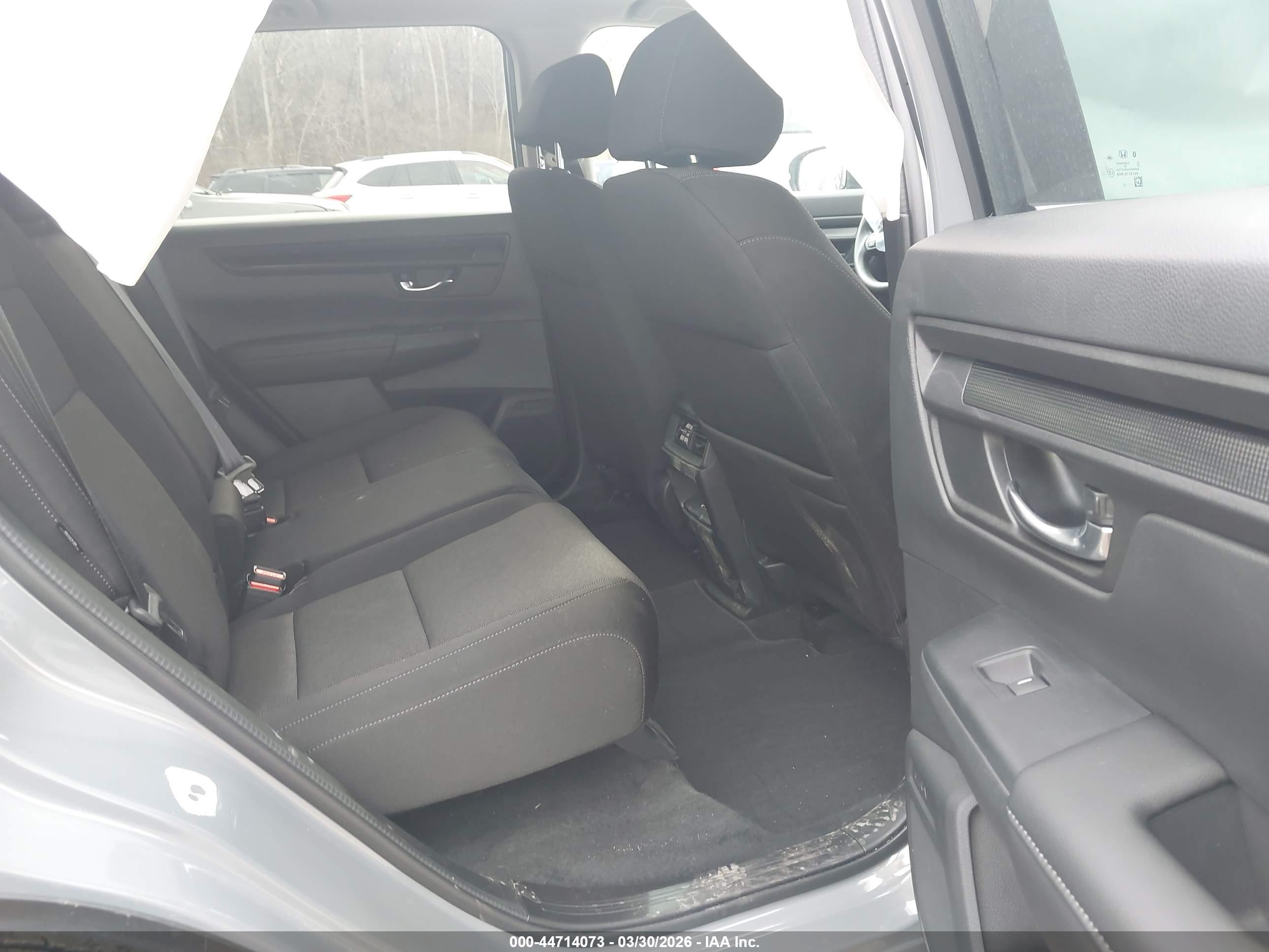 HONDA CR-V image 8
