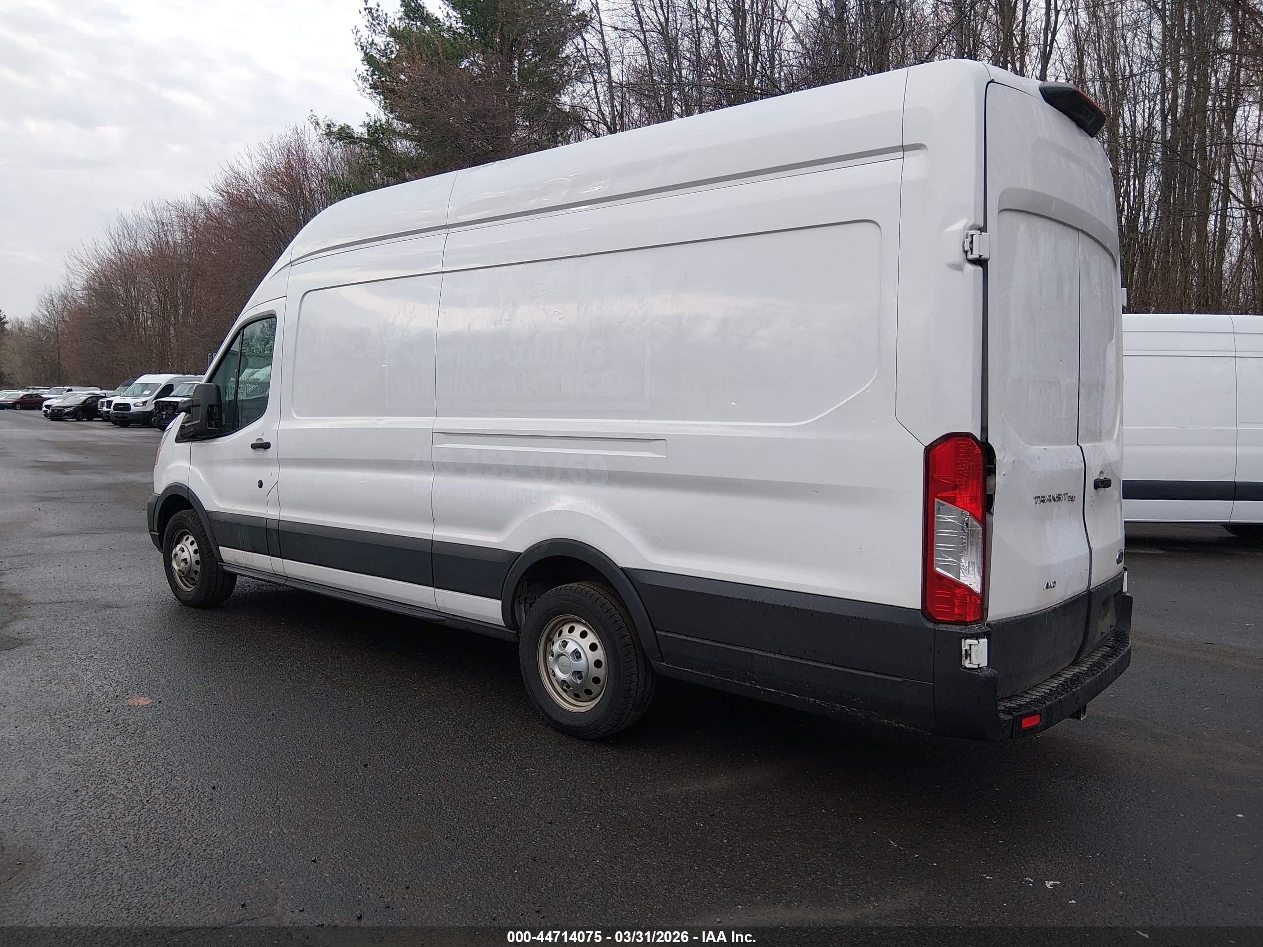 FORD TRANSIT-250 image 3