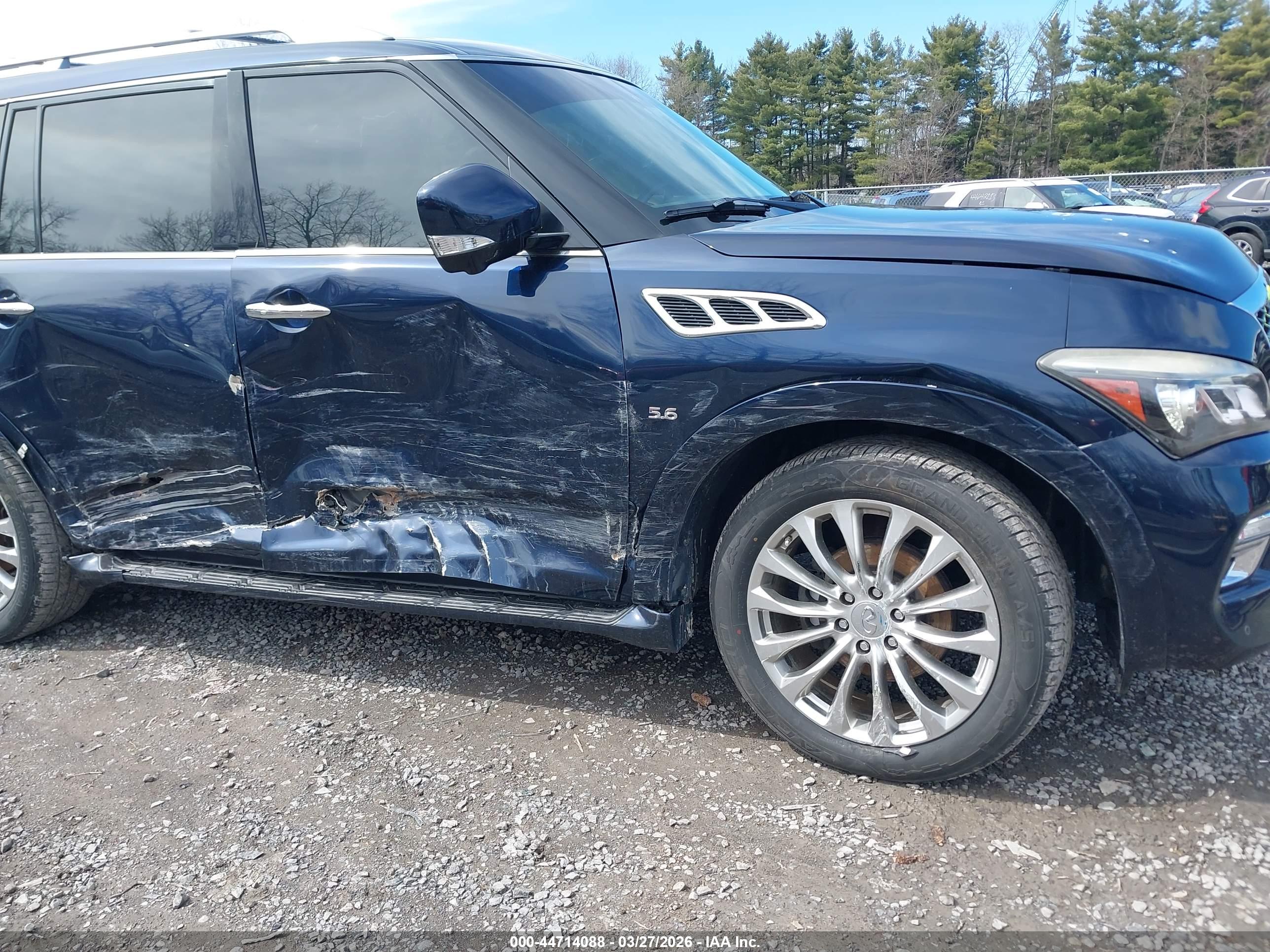 INFINITI QX80 image 6