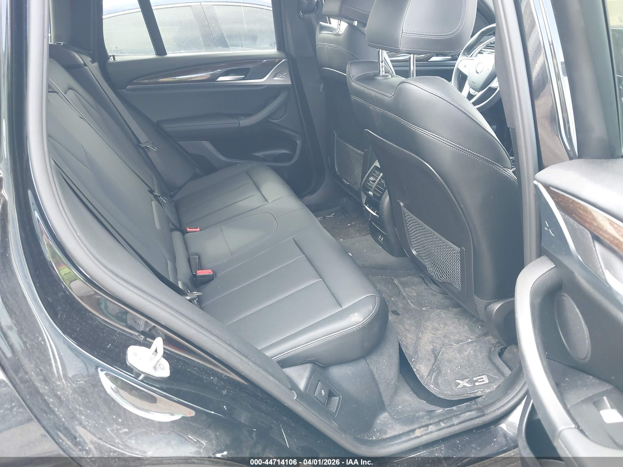 BMW X3 image 8