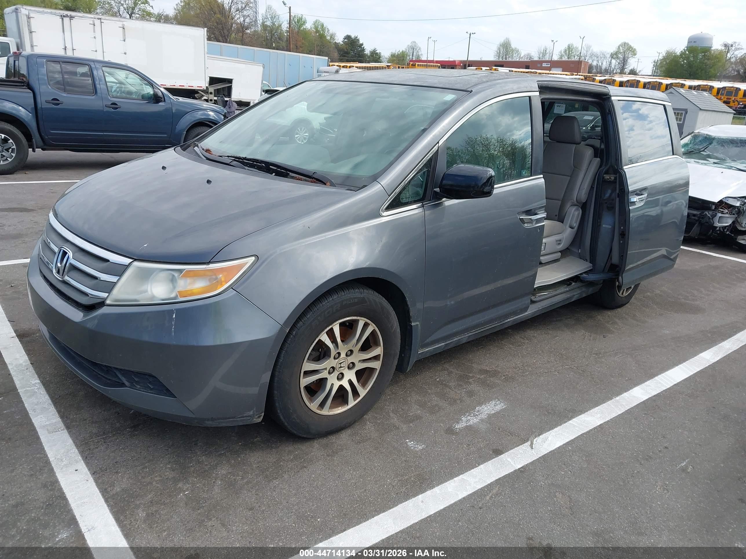 HONDA ODYSSEY image 2