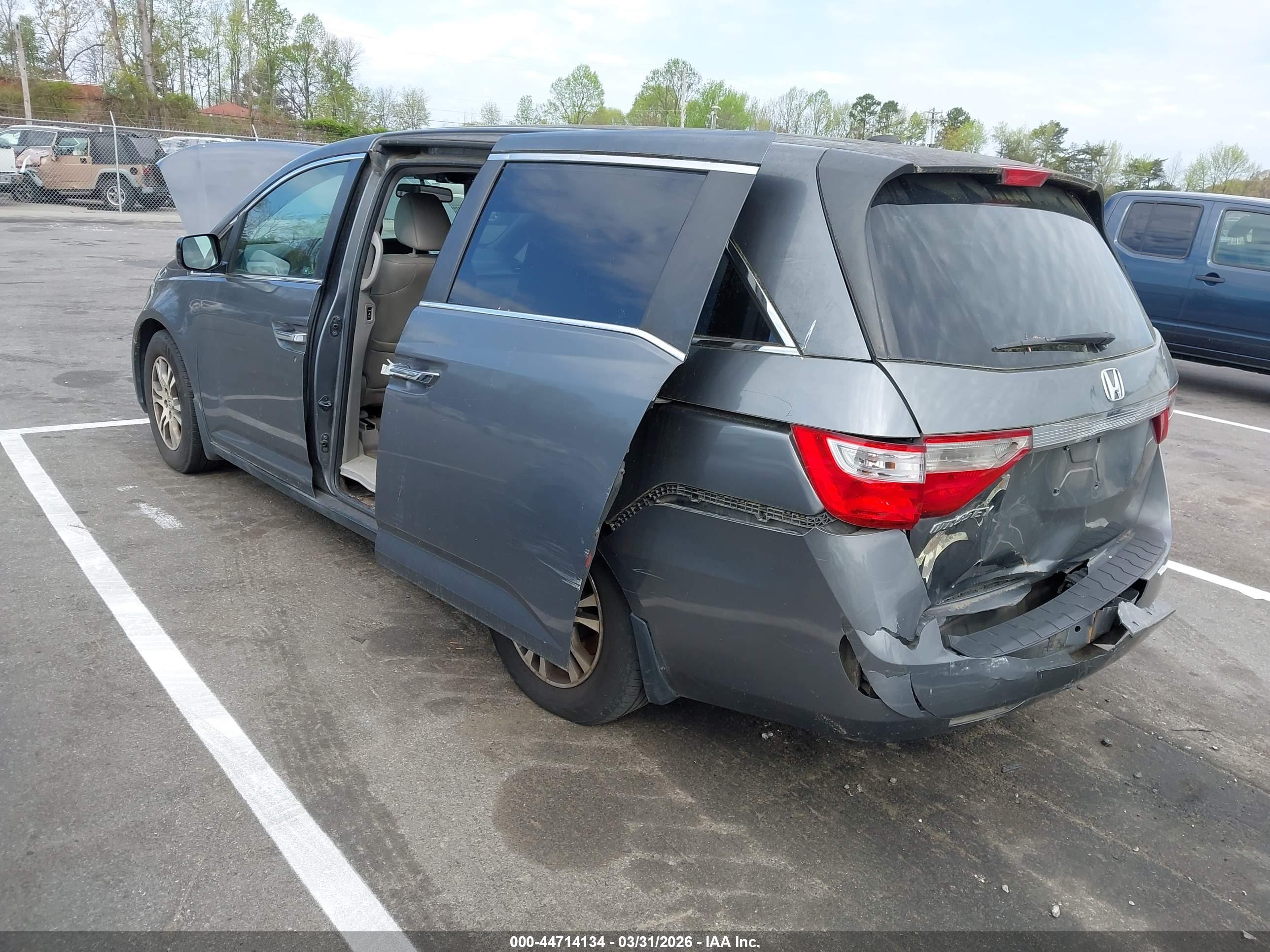 HONDA ODYSSEY image 3