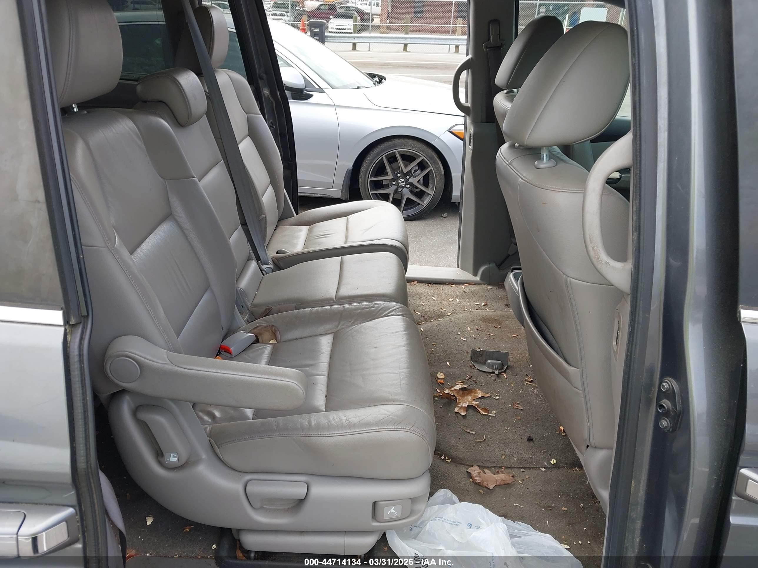HONDA ODYSSEY image 8