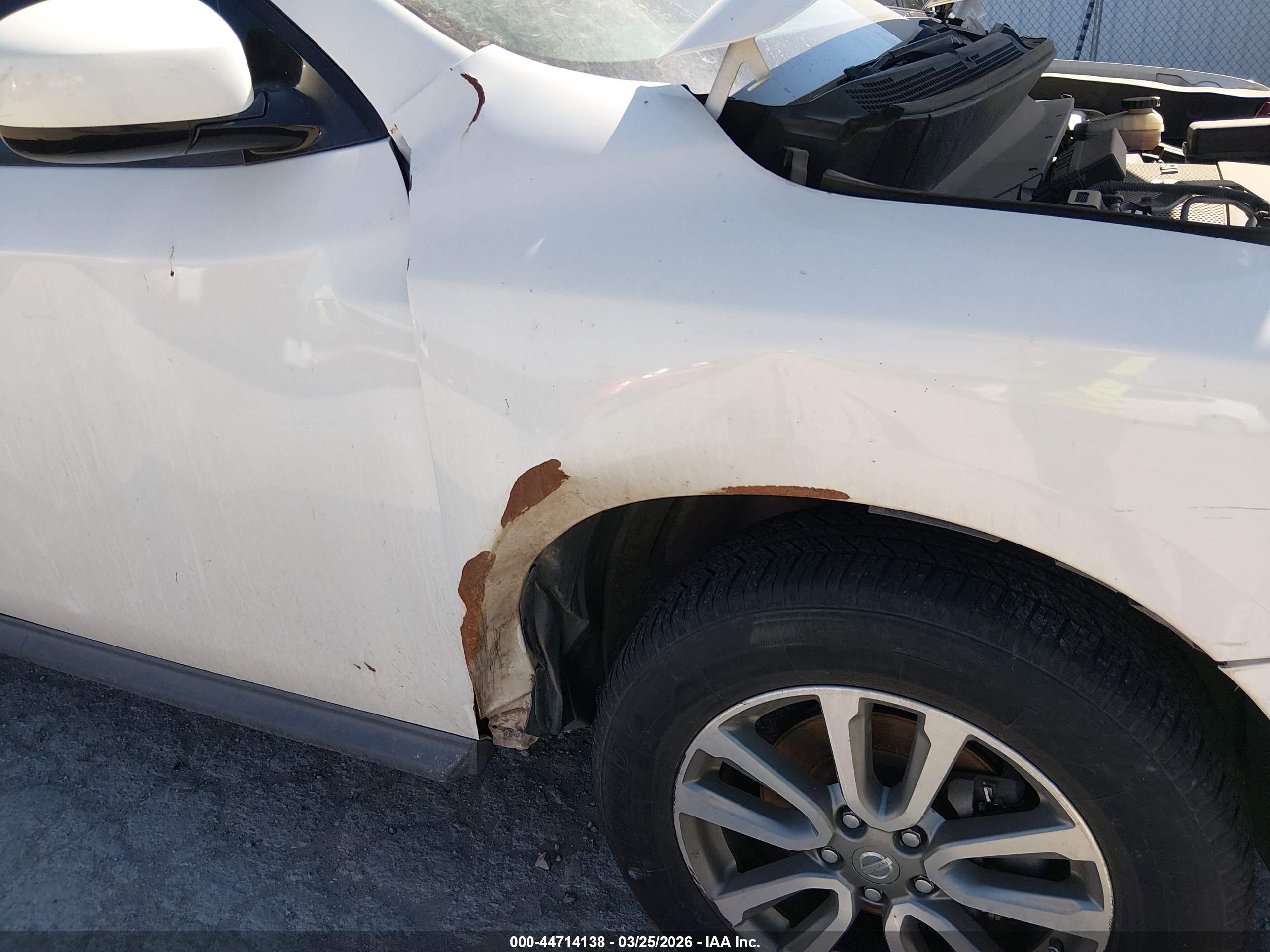 NISSAN PATHFINDER image 6