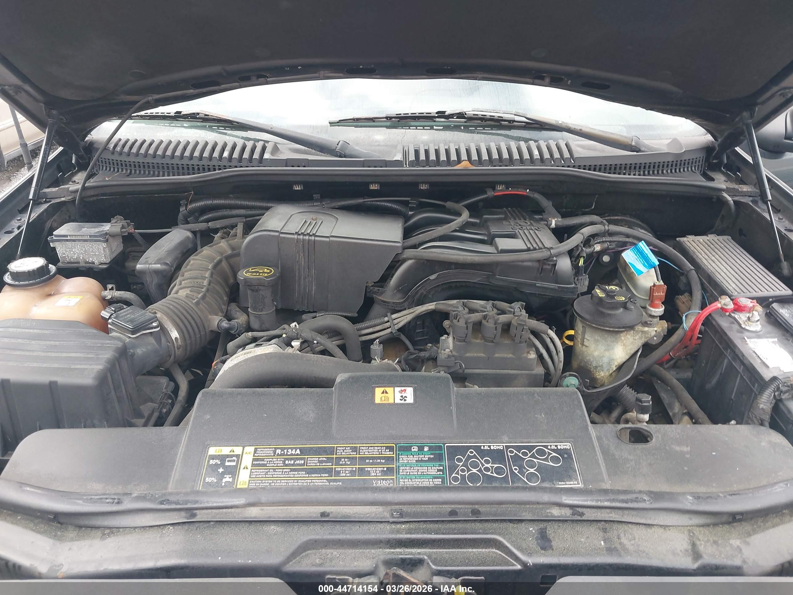 FORD EXPLORER image 10