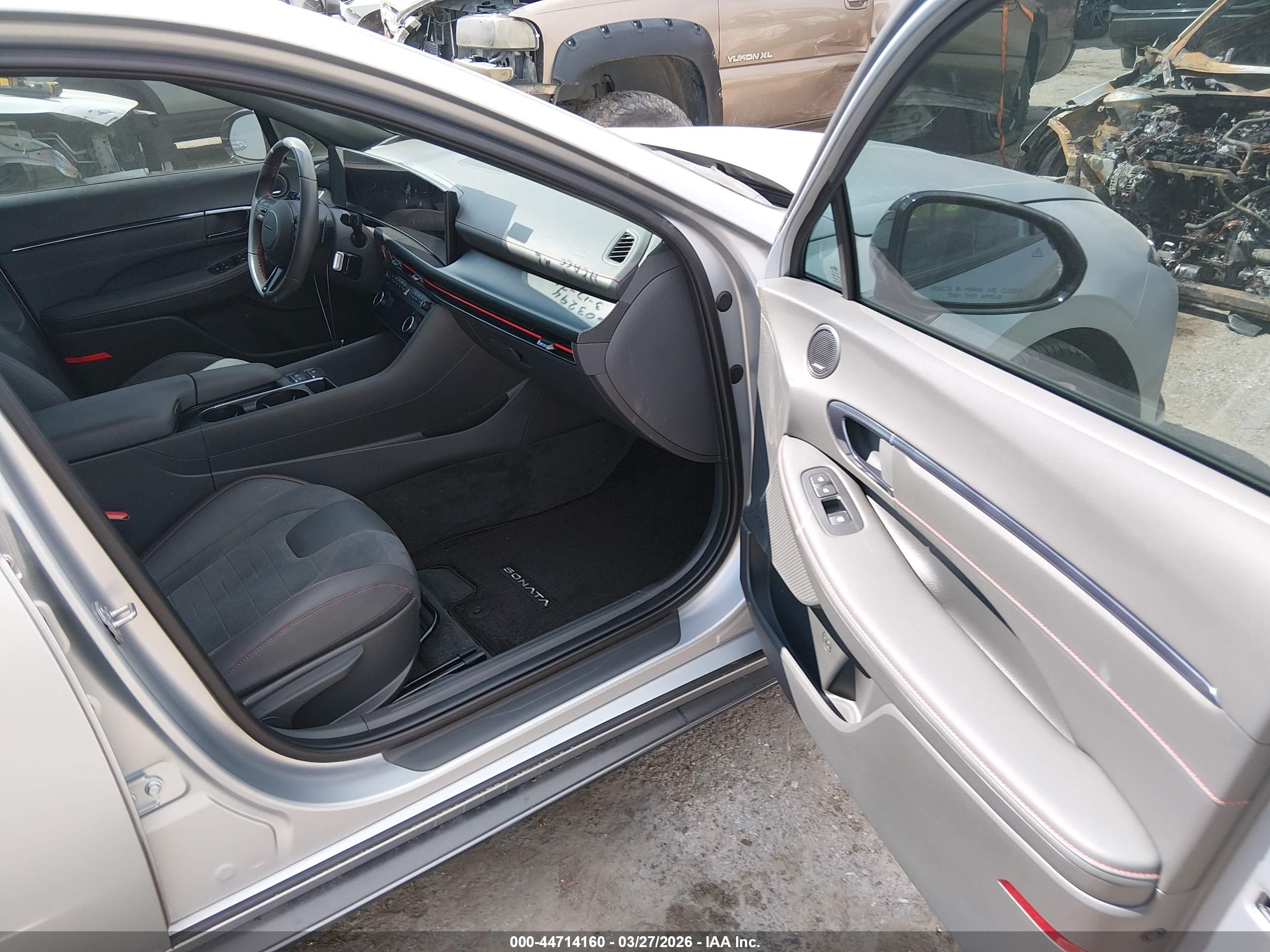 HYUNDAI SONATA image 5