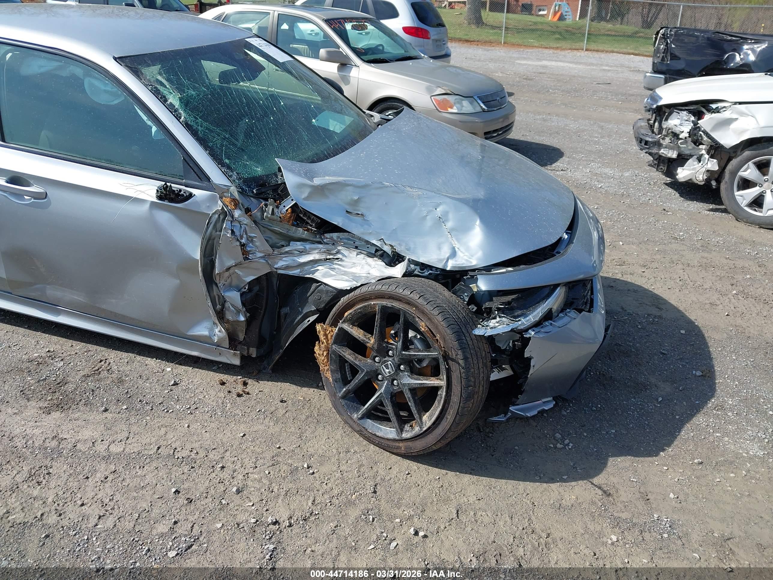 HONDA CIVIC image 6