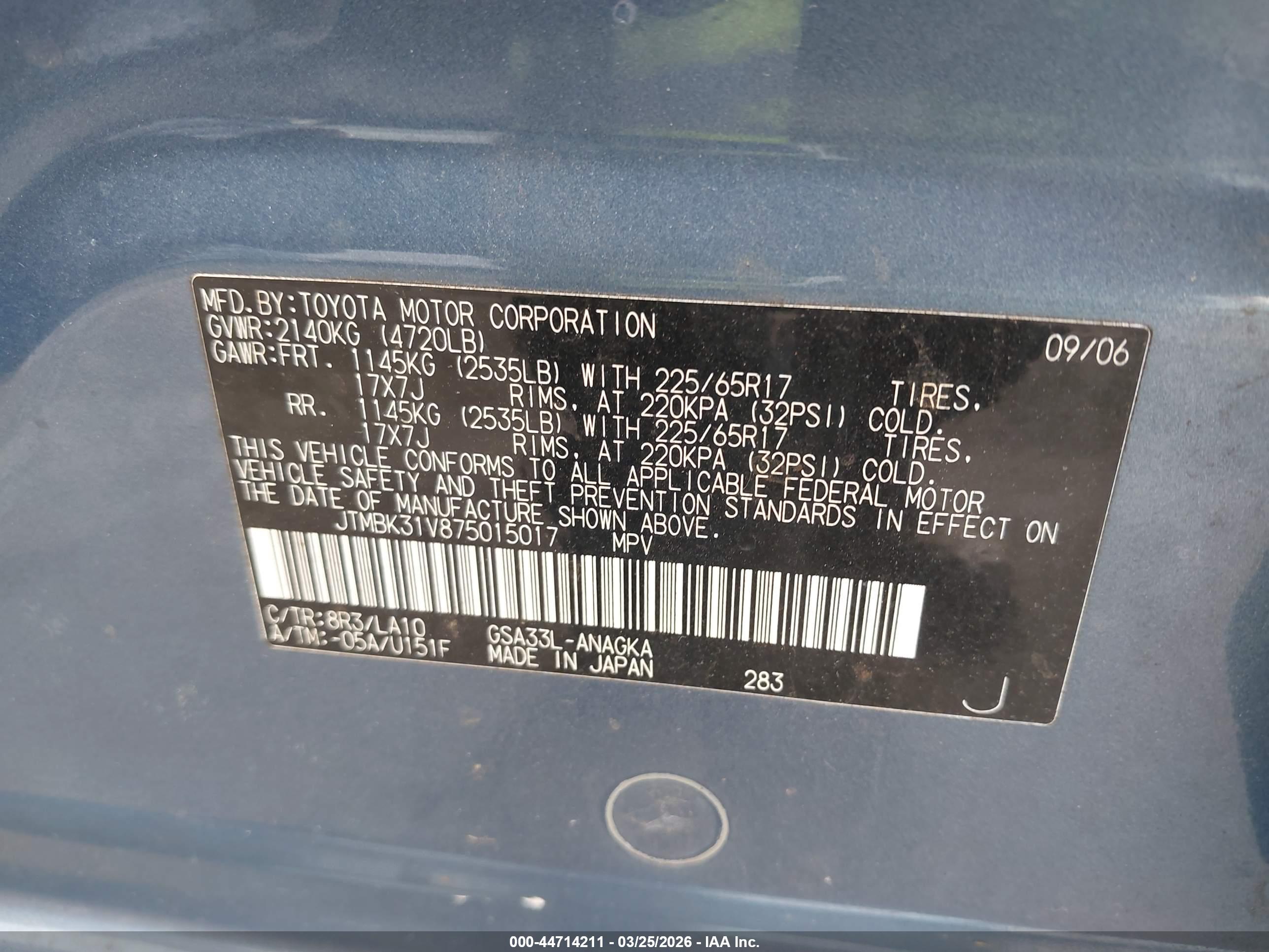 TOYOTA RAV4 image 9