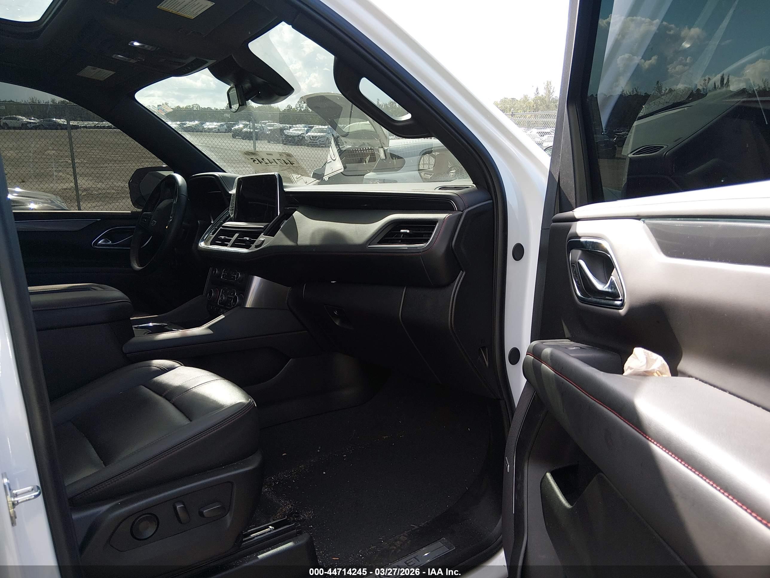 CHEVROLET TAHOE image 5