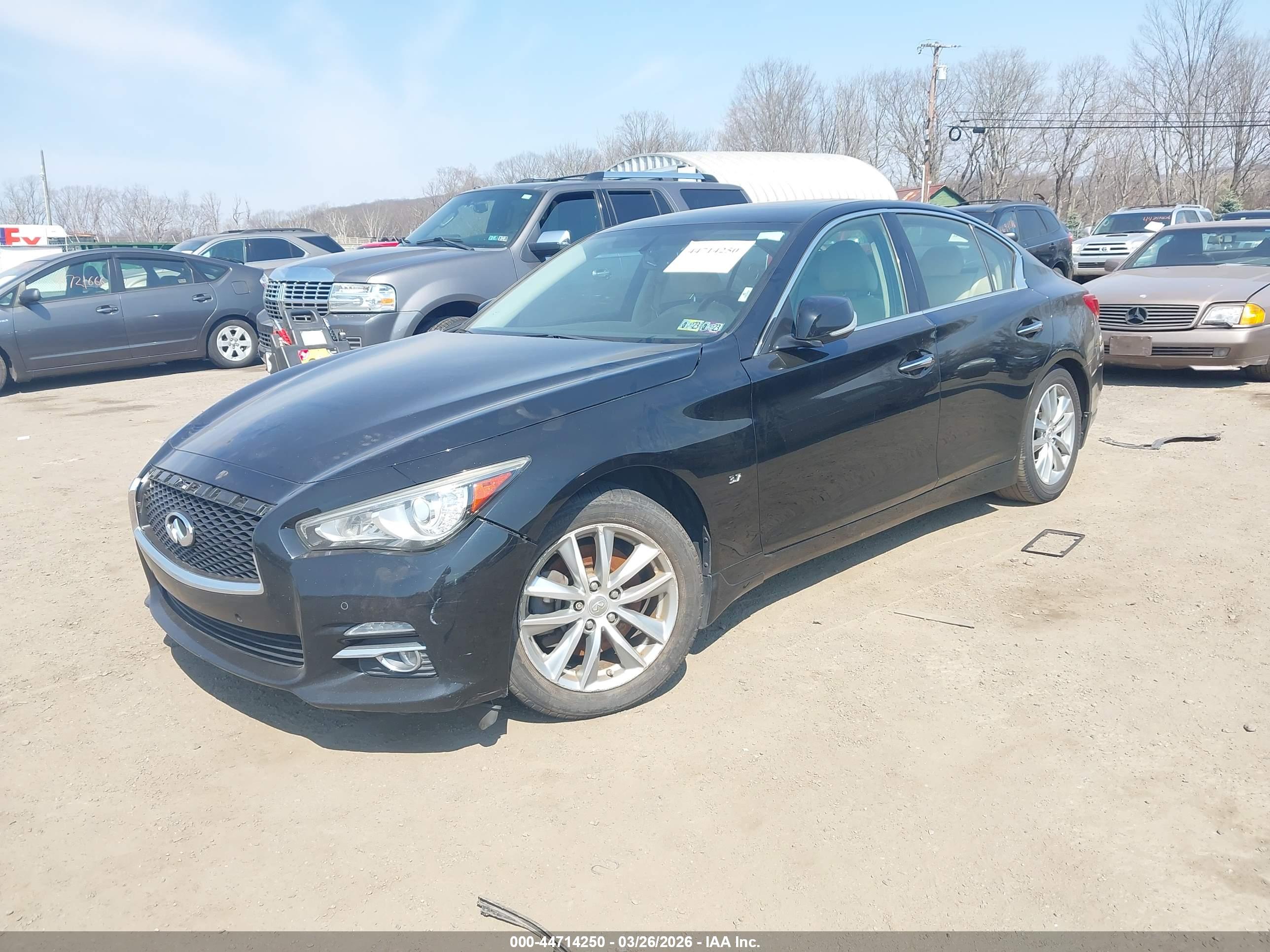 INFINITI Q50 image 2