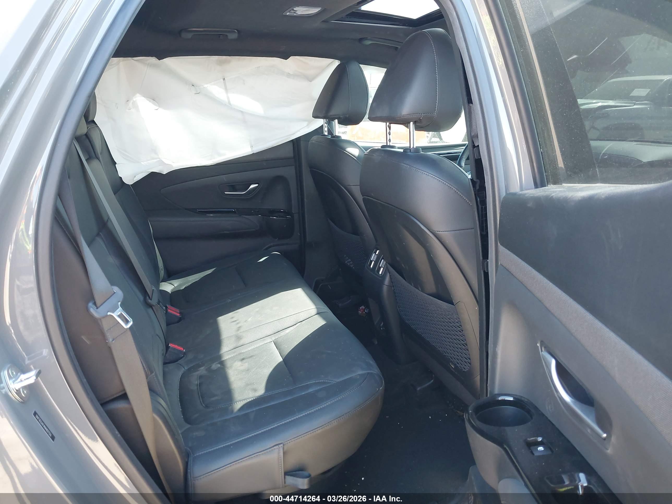 HYUNDAI SANTA image 8