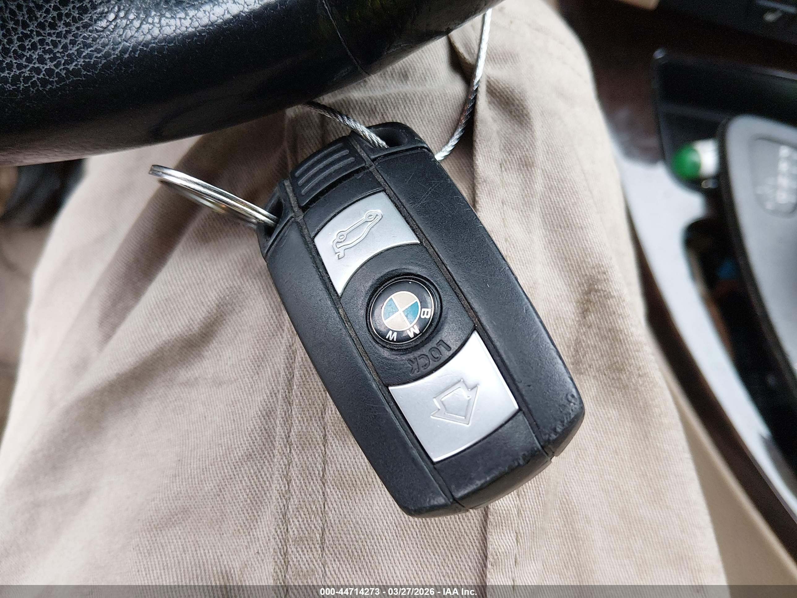 BMW 328I image 11