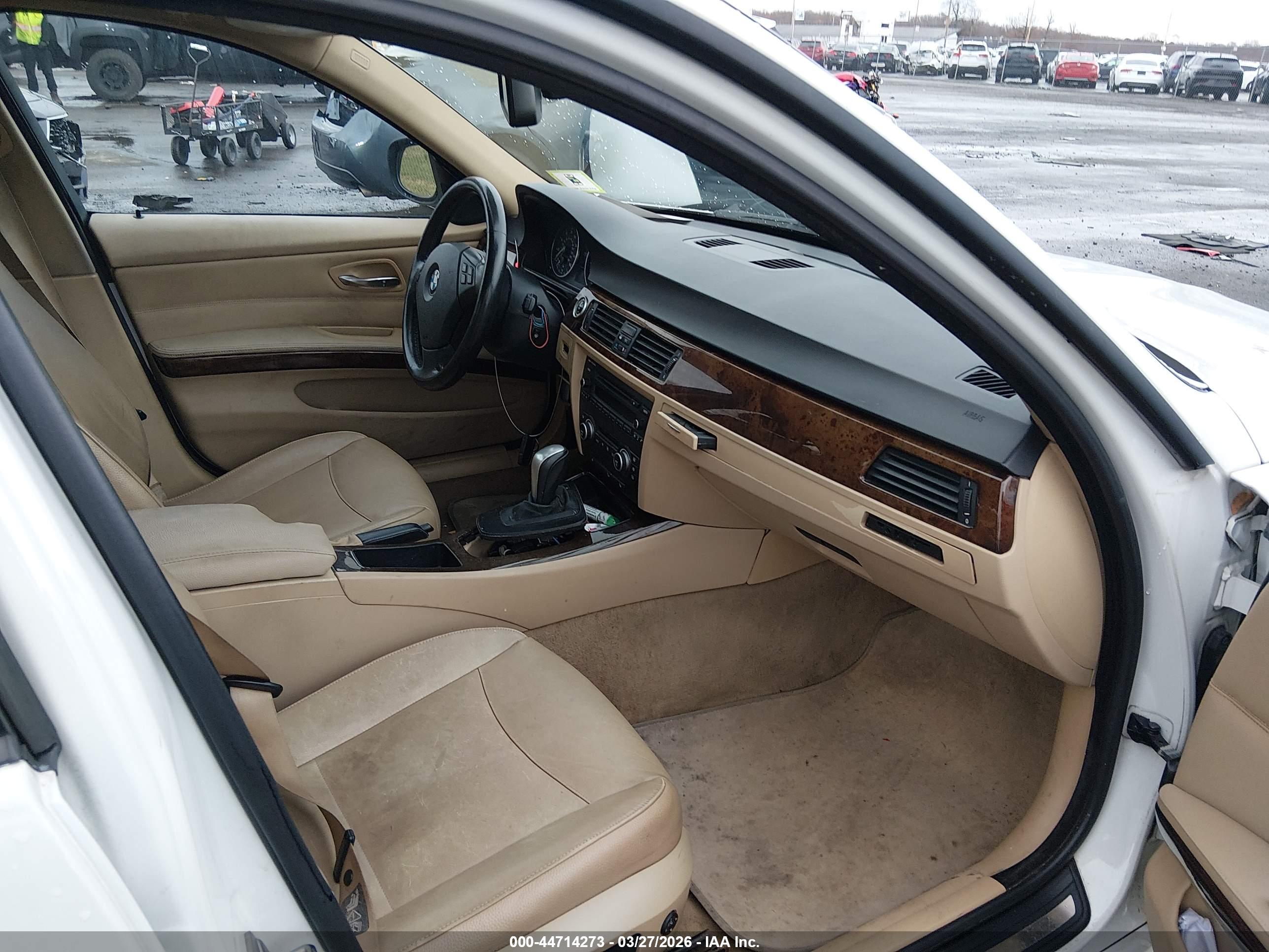 BMW 328I image 5