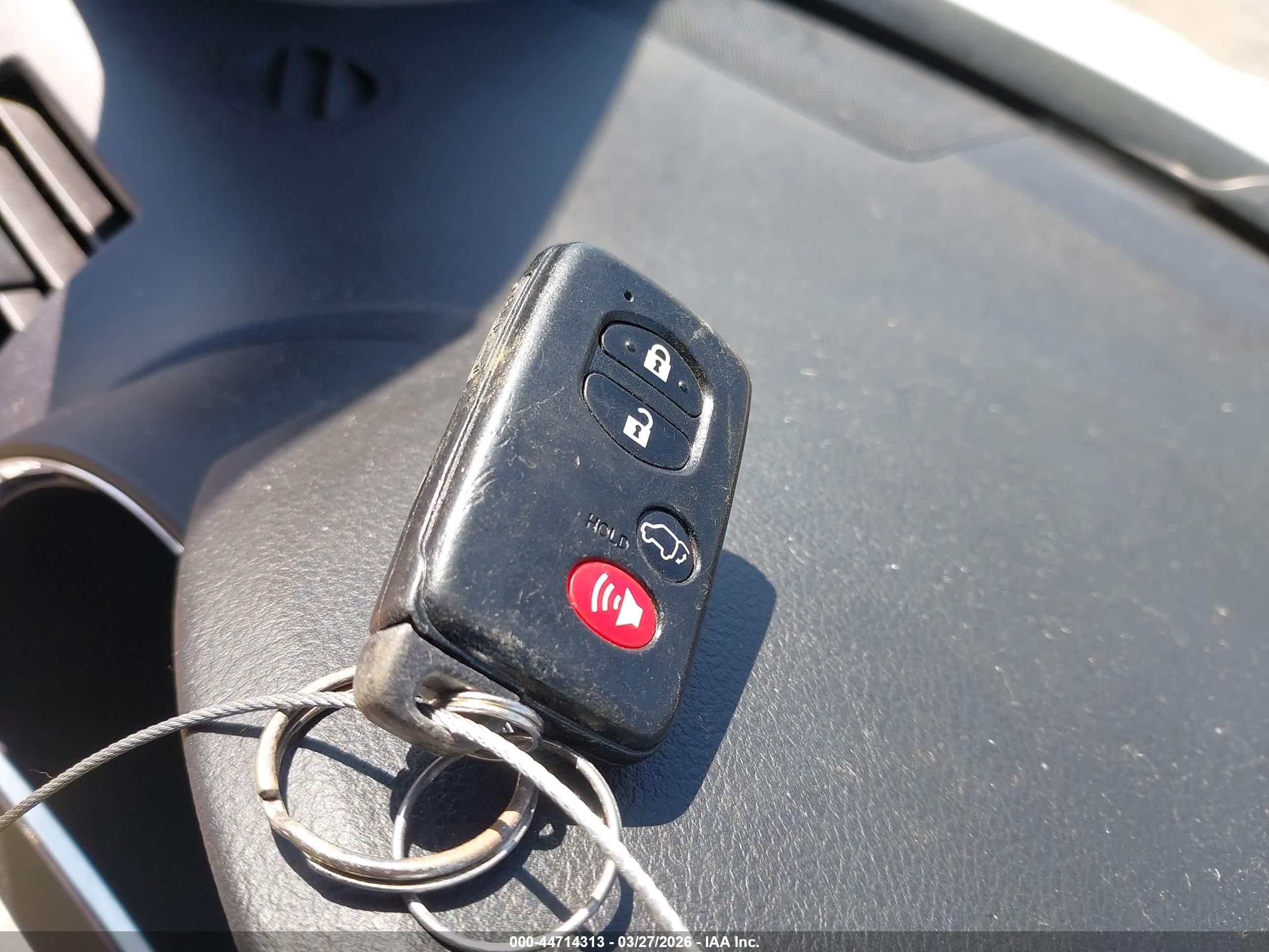 TOYOTA HIGHLANDER image 11