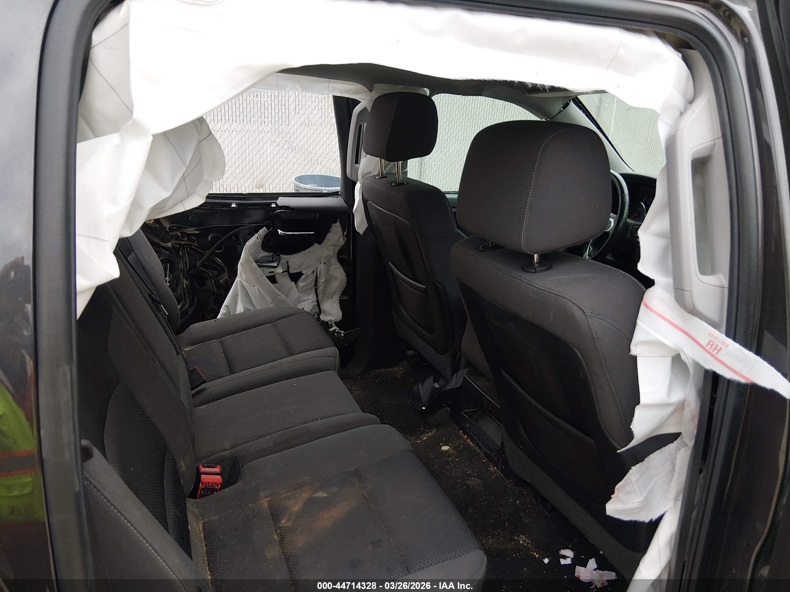 CHEVROLET SILVERADO image 8