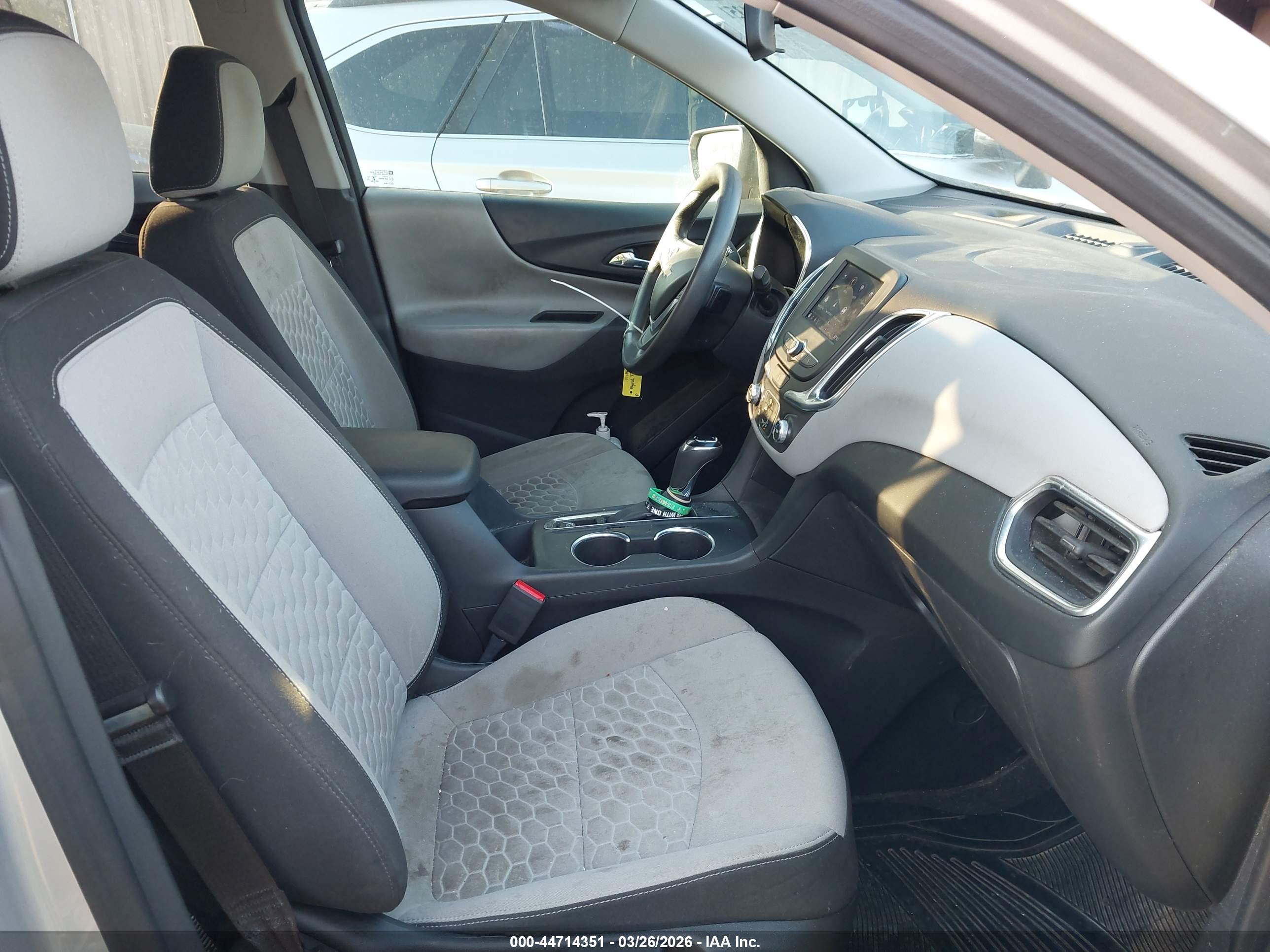 CHEVROLET EQUINOX image 5