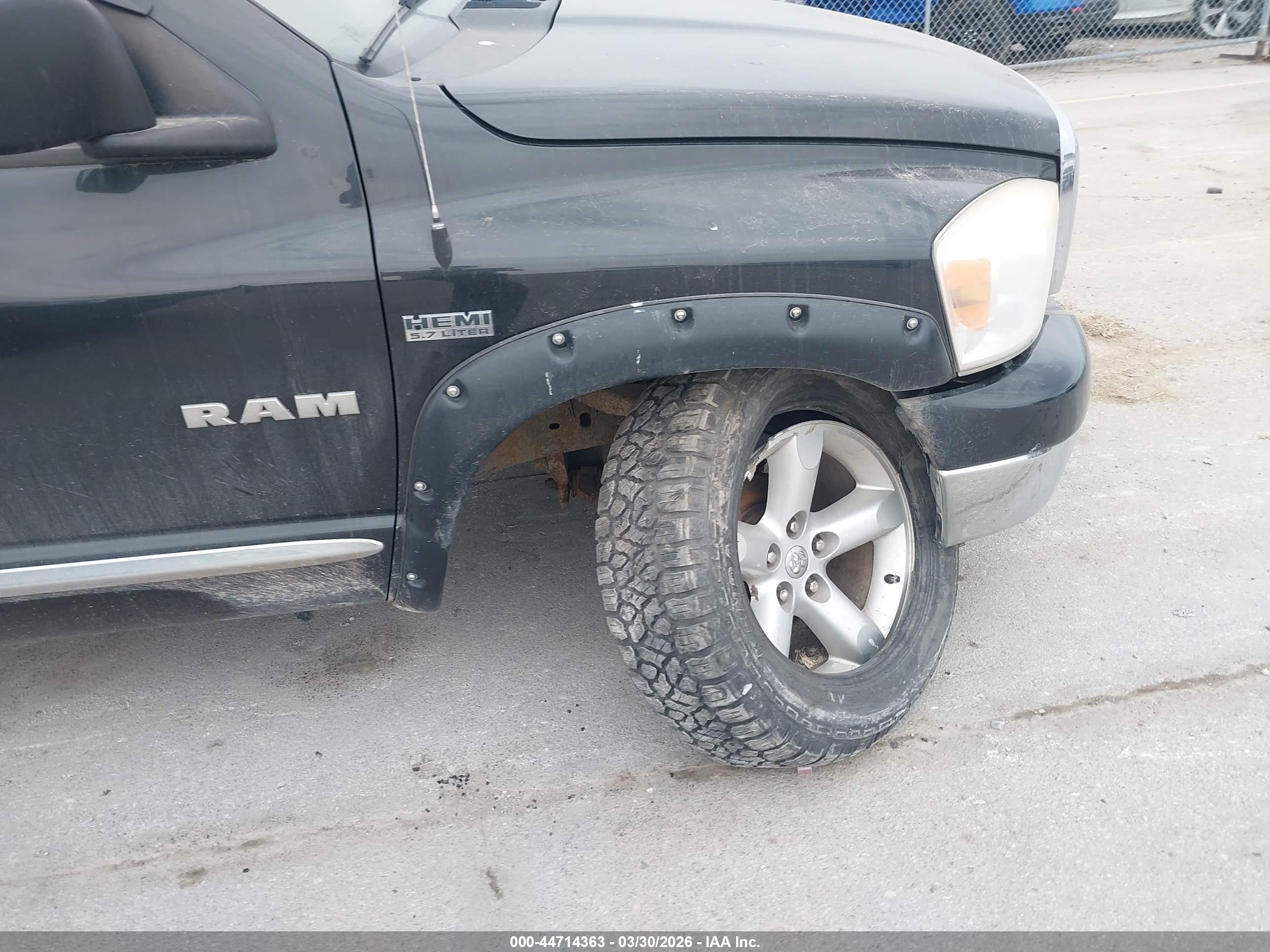 DODGE RAM image 6