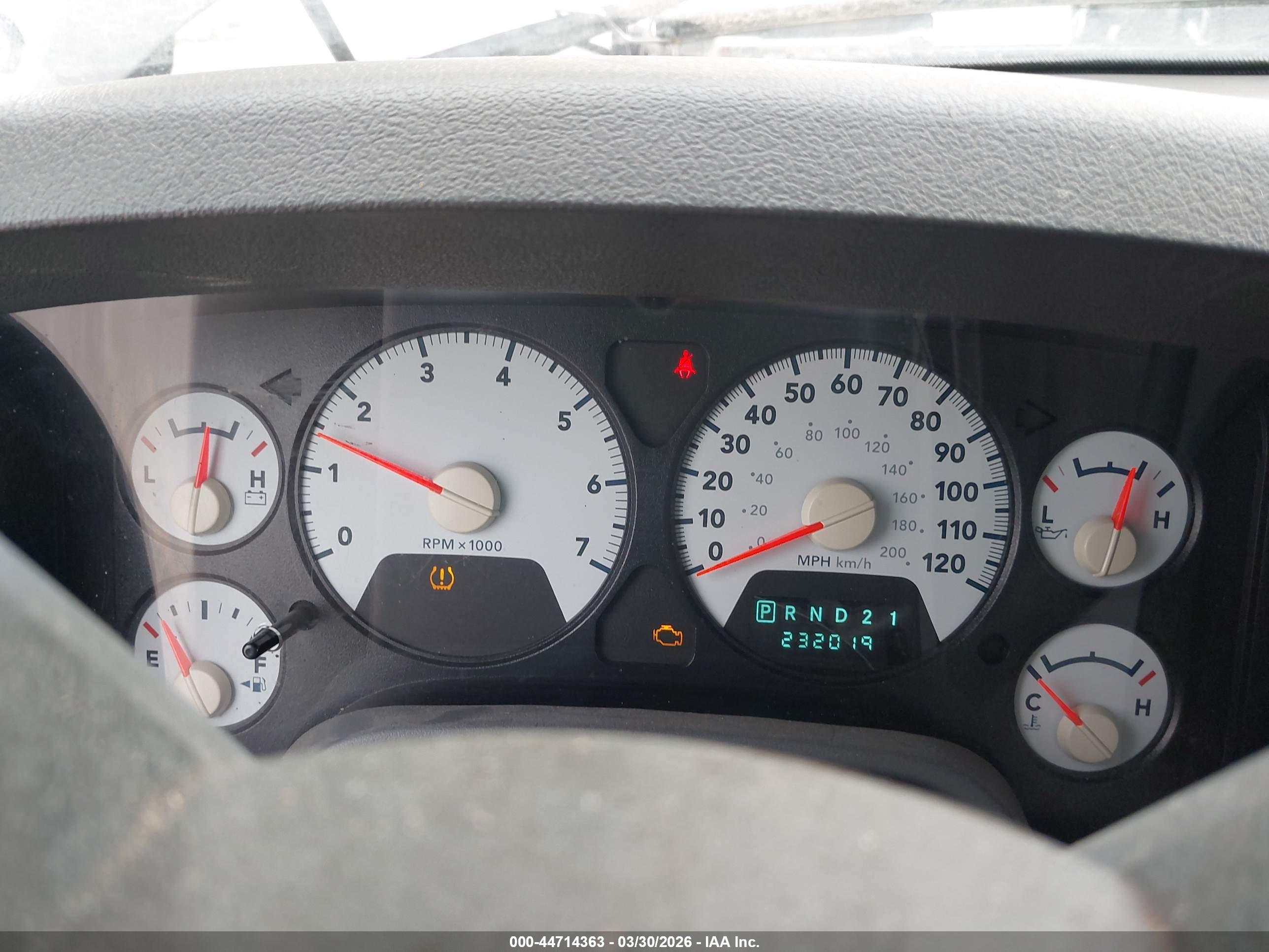 DODGE RAM image 7