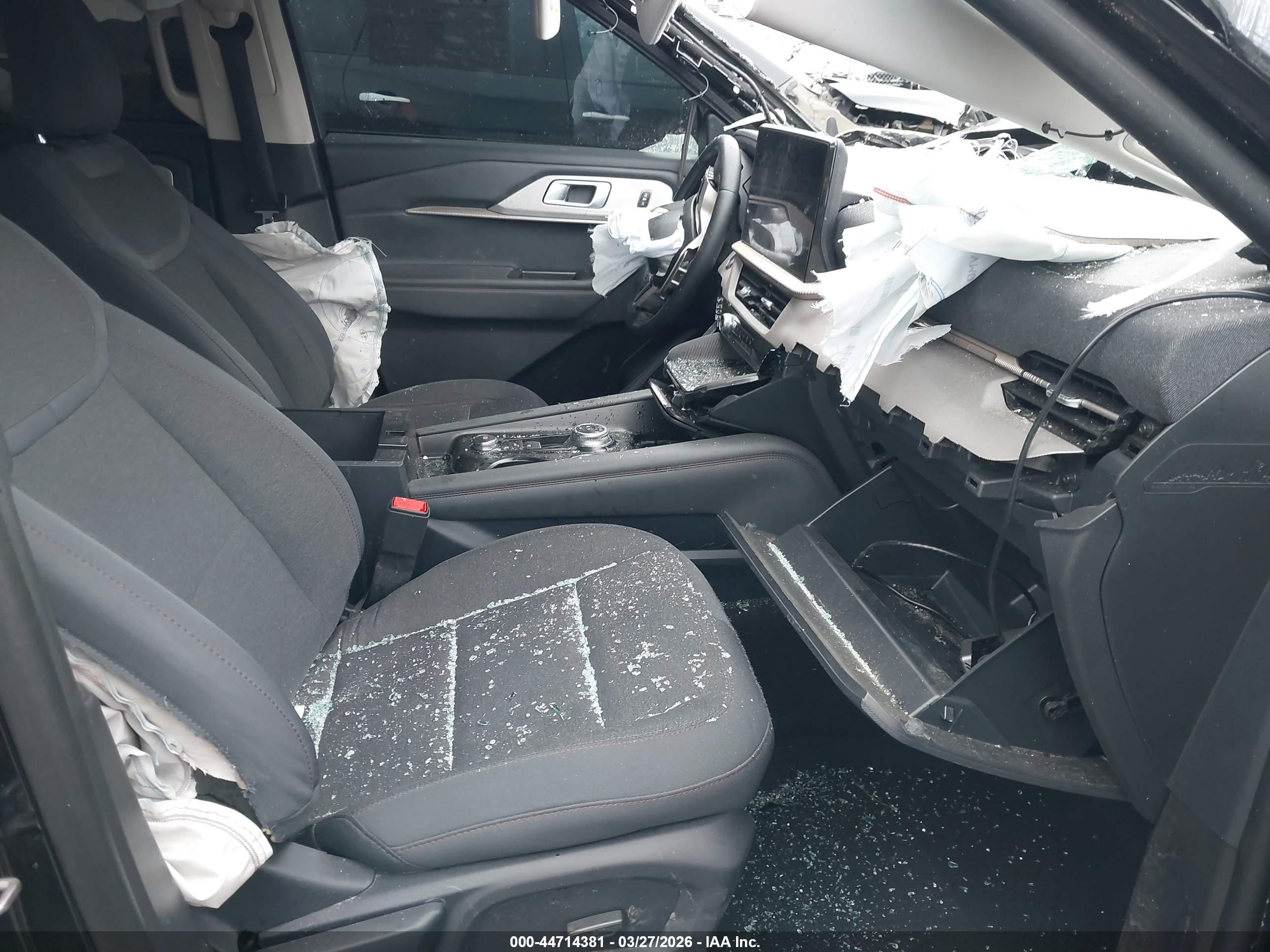 FORD EXPLORER image 5