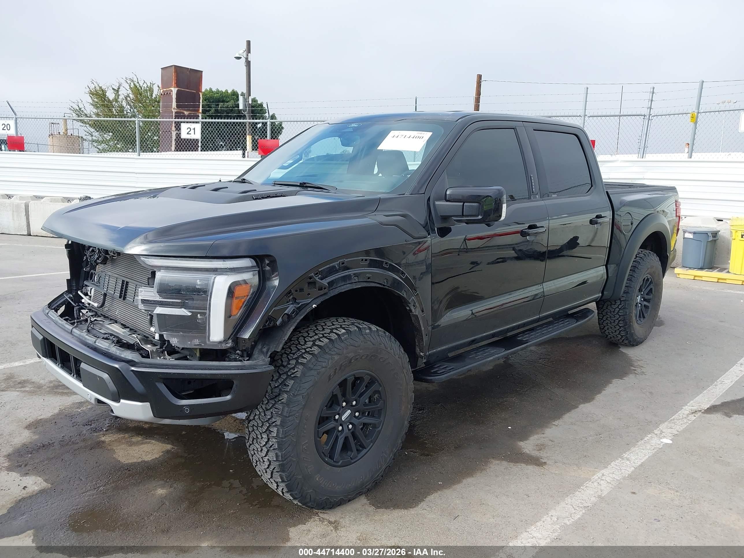 FORD F-150 image 2