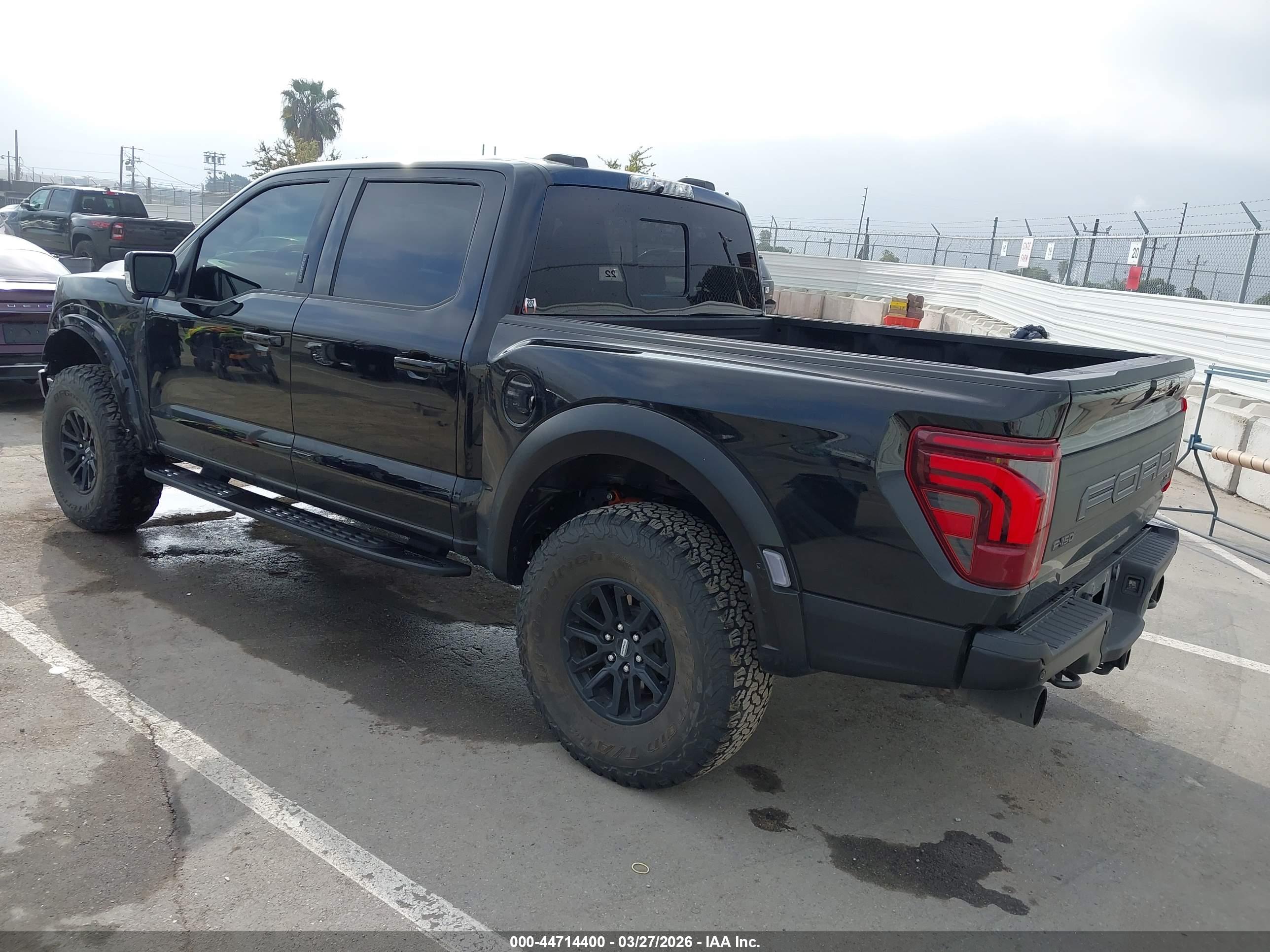 FORD F-150 image 3