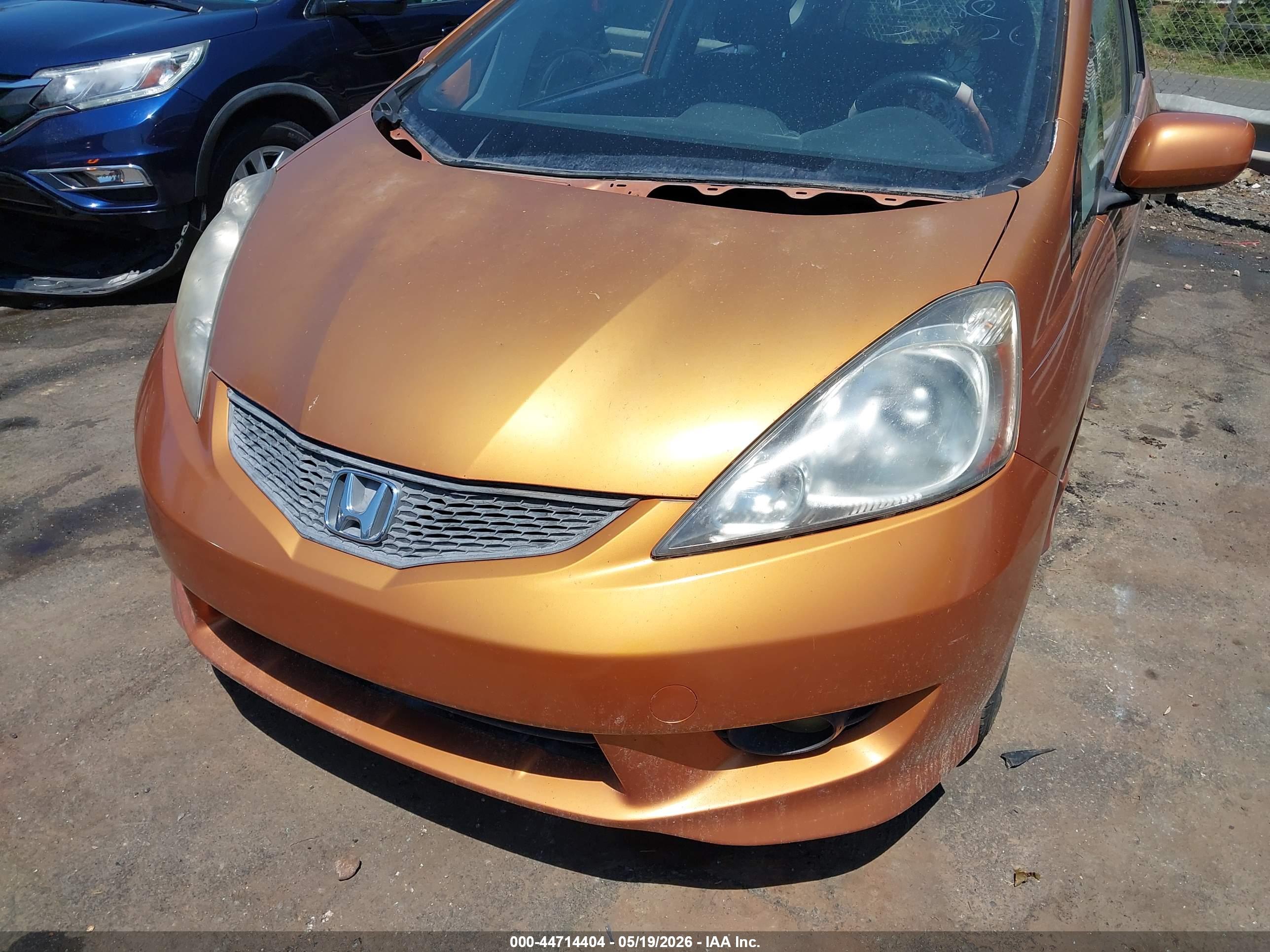HONDA FIT image 6