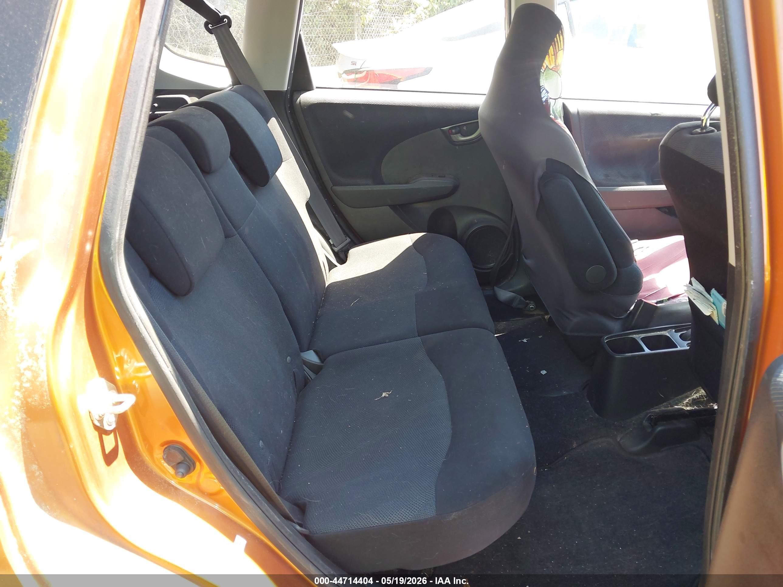 HONDA FIT image 8