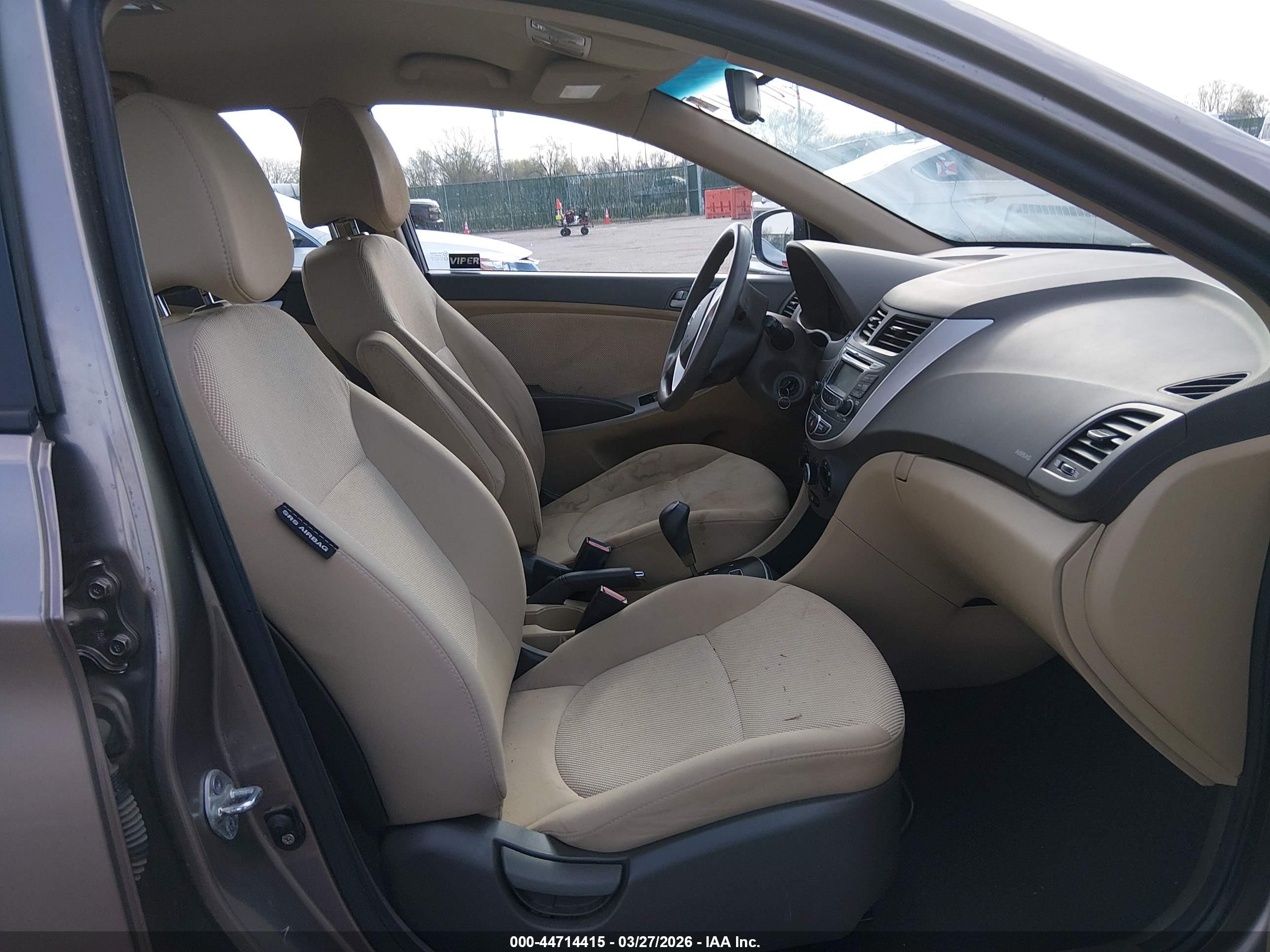 HYUNDAI ACCENT image 5