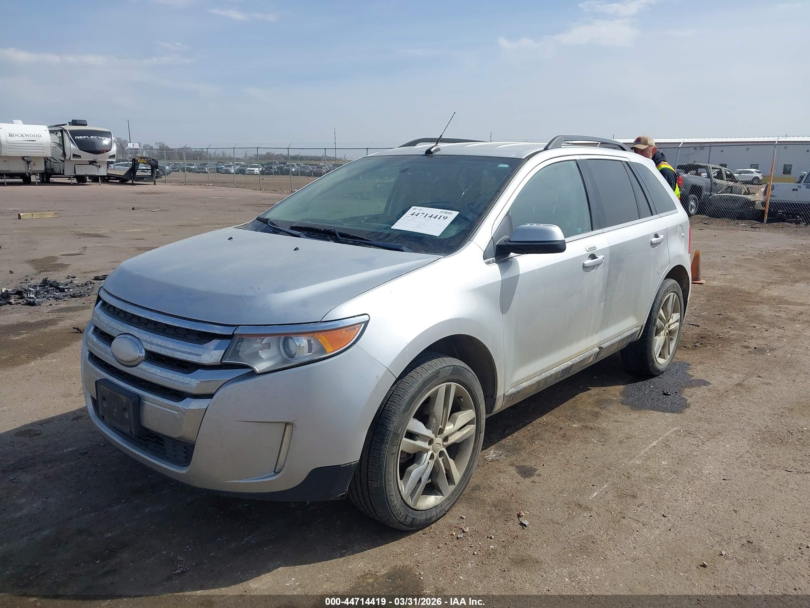 FORD EDGE image 2
