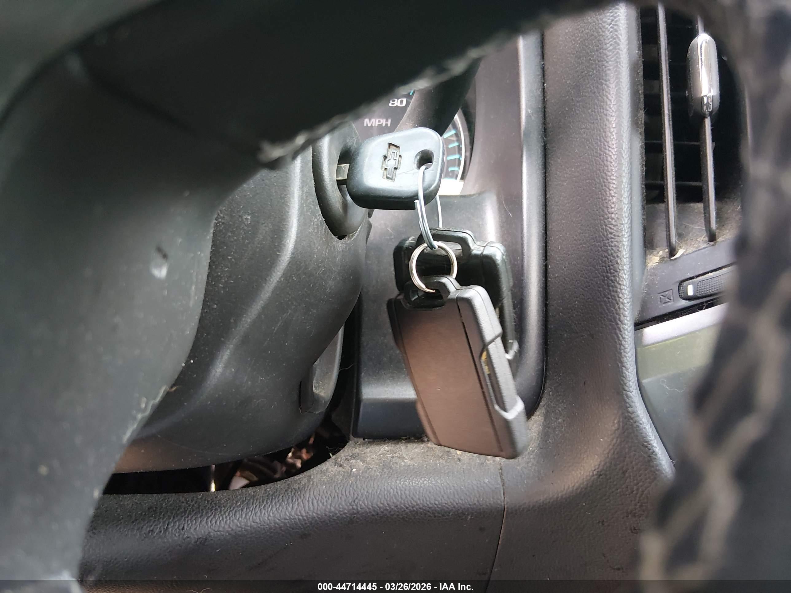 CHEVROLET SILVERADO image 11