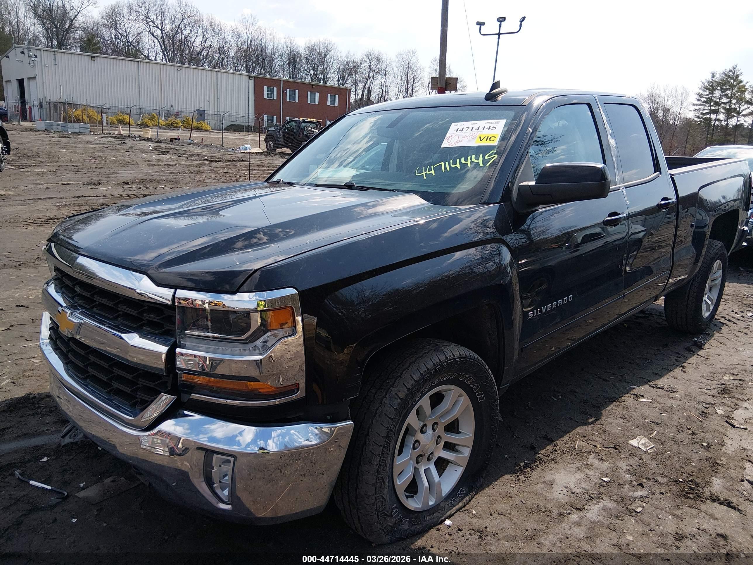 CHEVROLET SILVERADO image 2