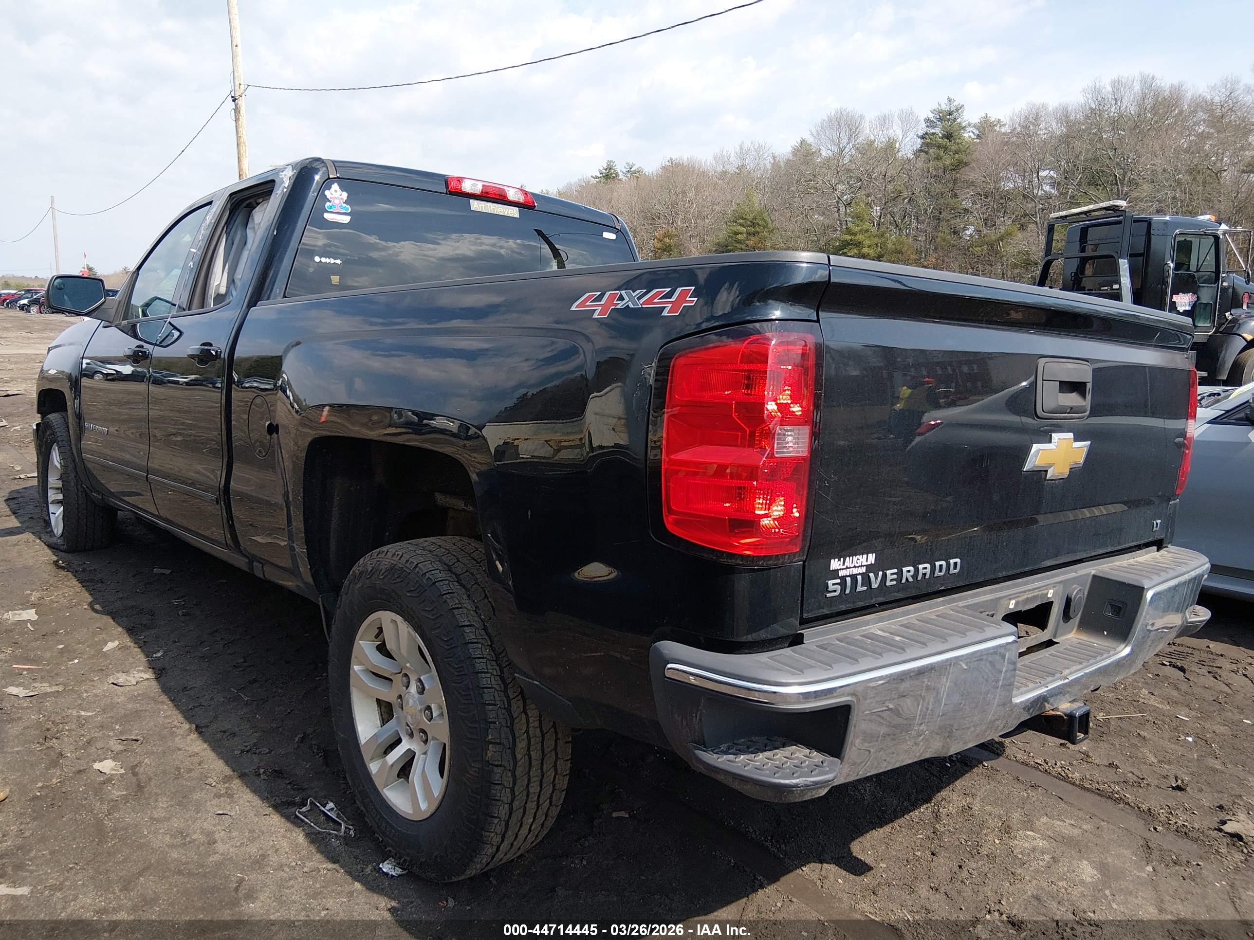 CHEVROLET SILVERADO image 3