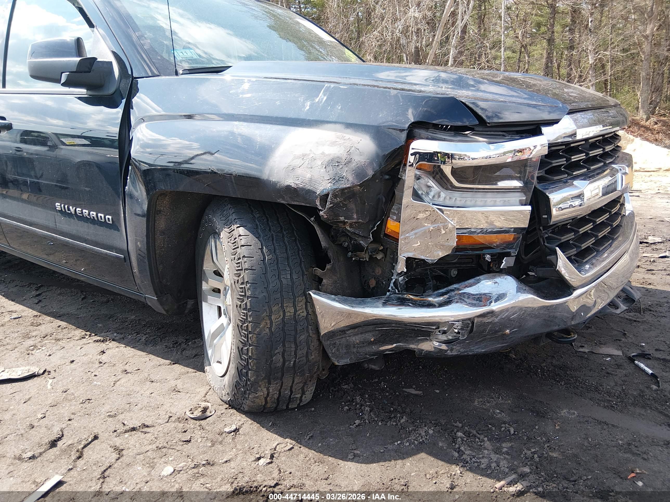 CHEVROLET SILVERADO image 6