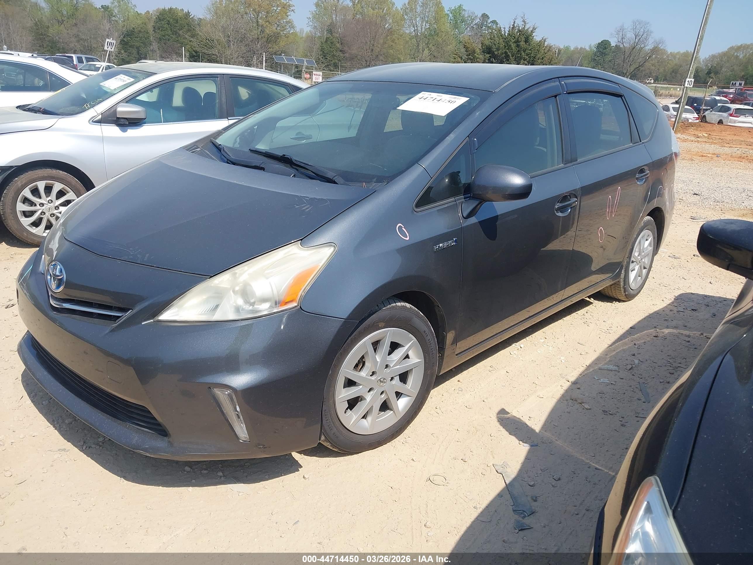 TOYOTA PRIUS image 2