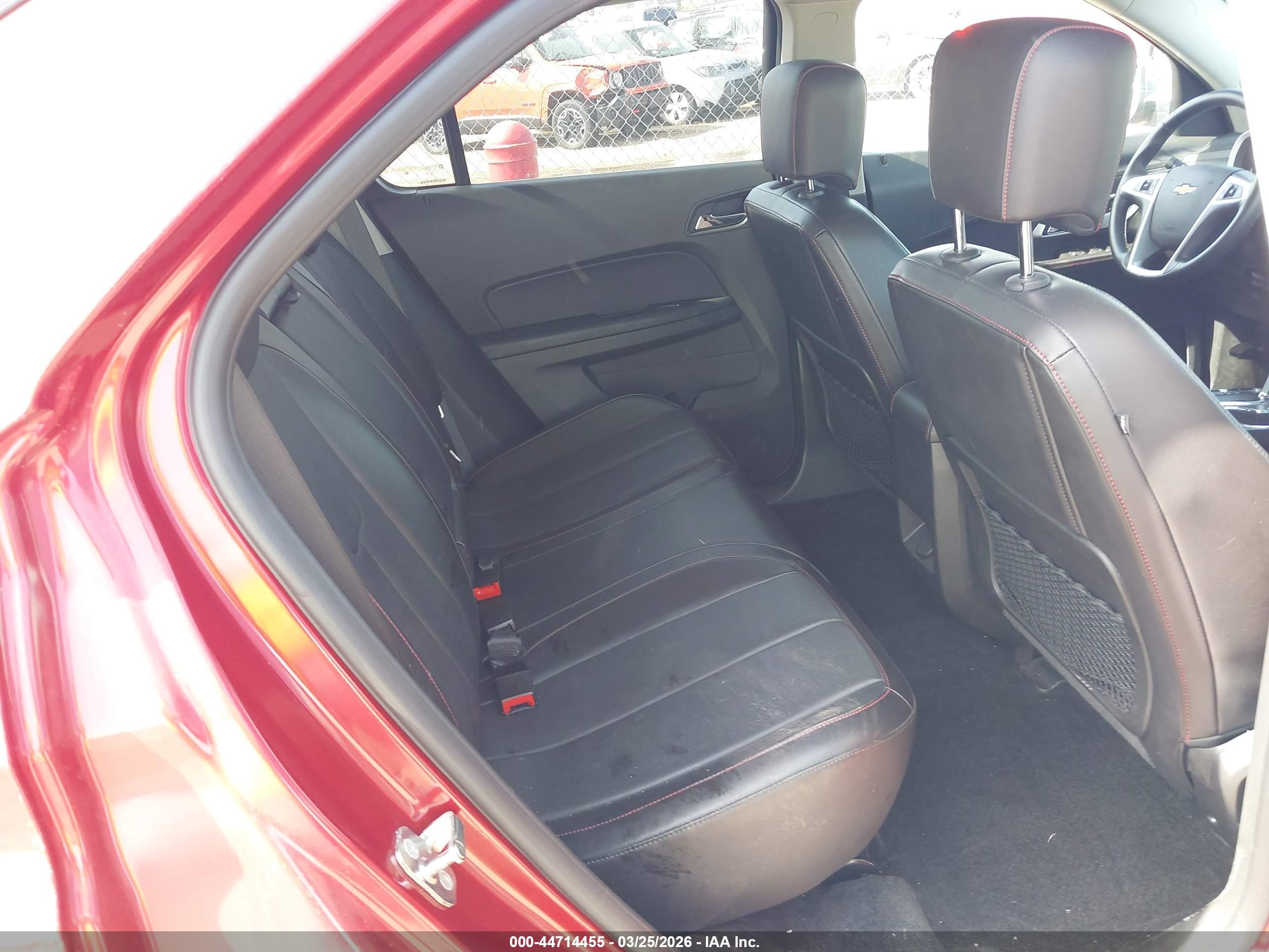 CHEVROLET EQUINOX image 8