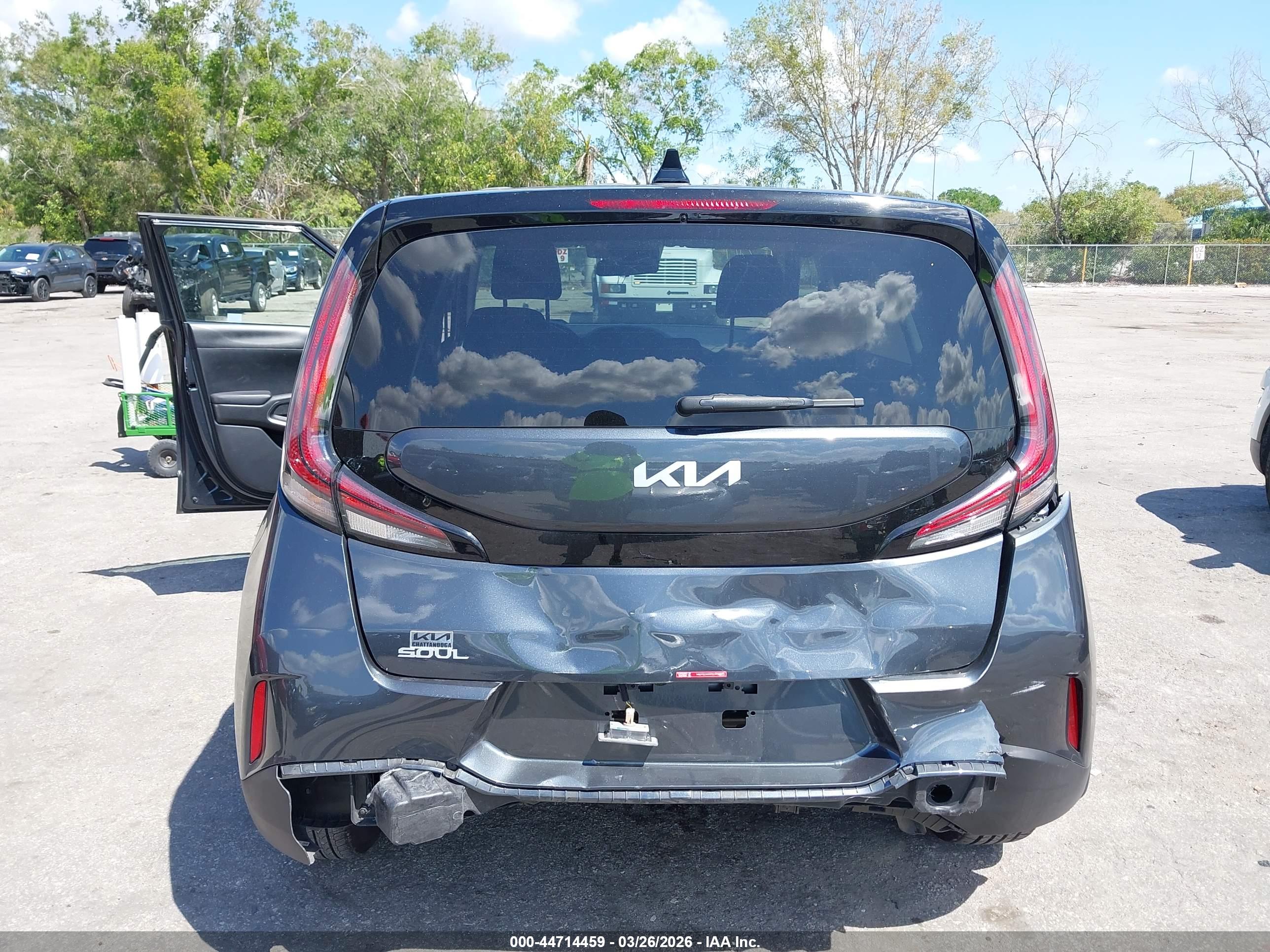 KIA SOUL image 6