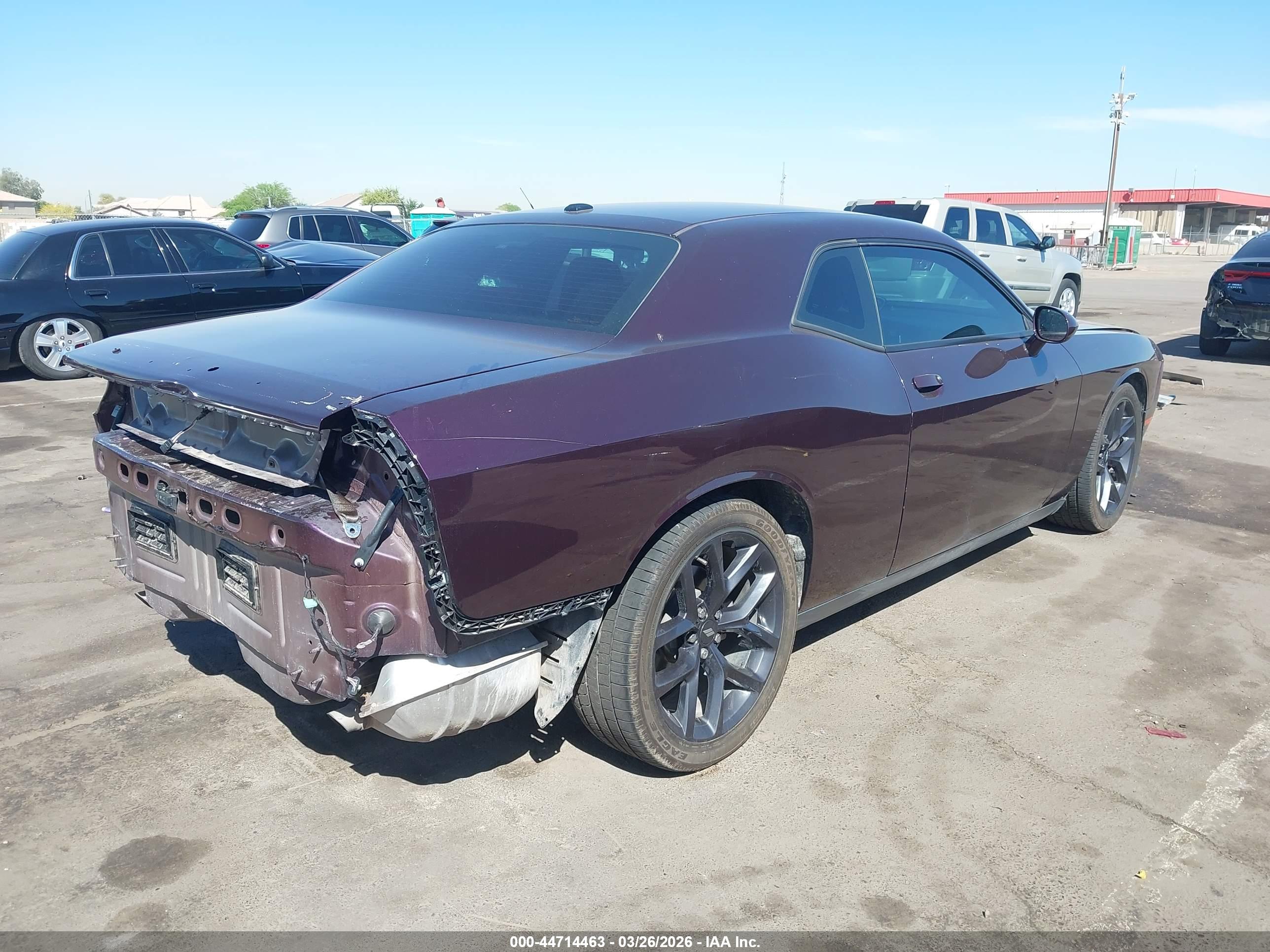 DODGE CHALLENGER image 4