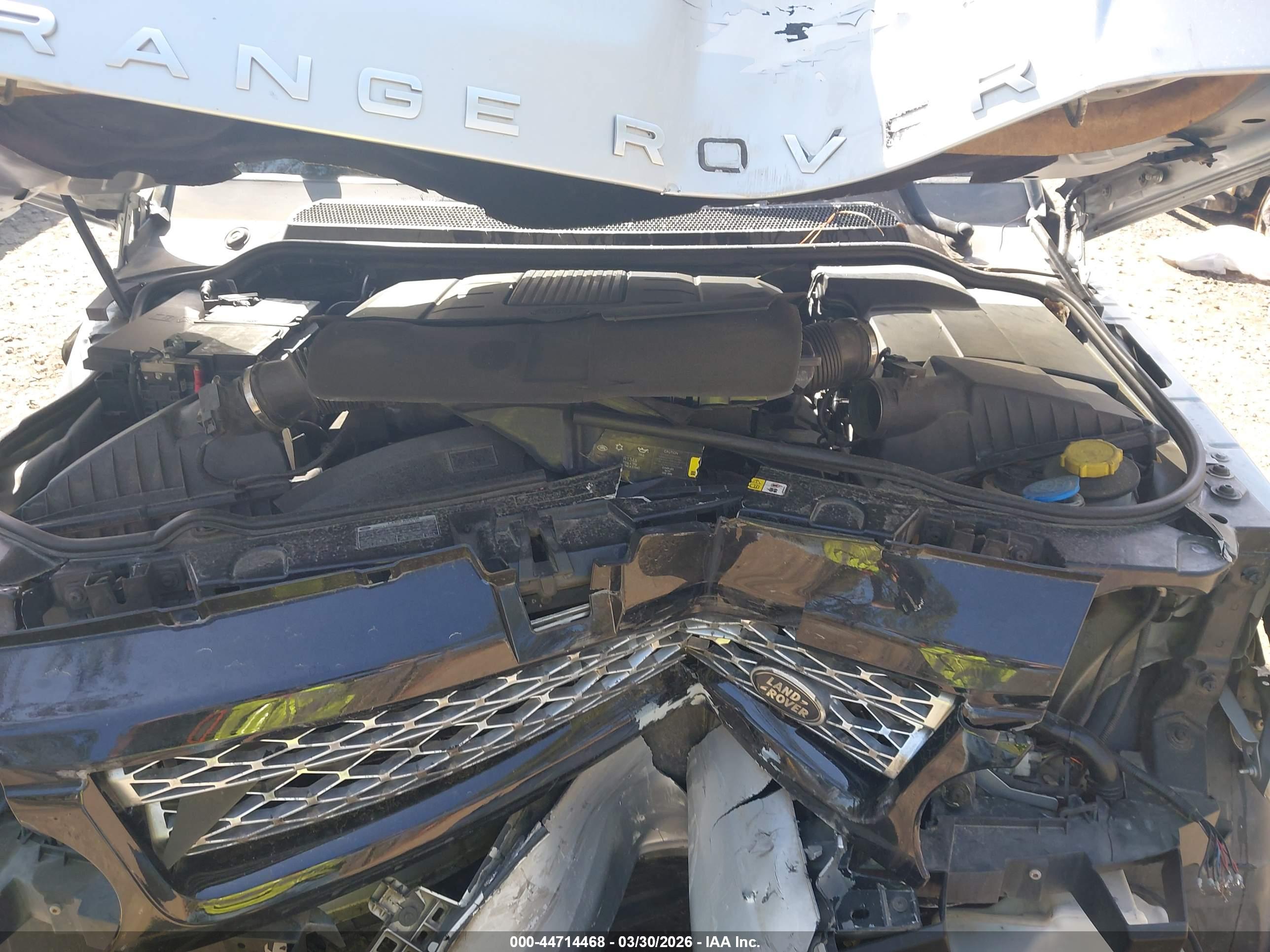 LAND ROVER image 10