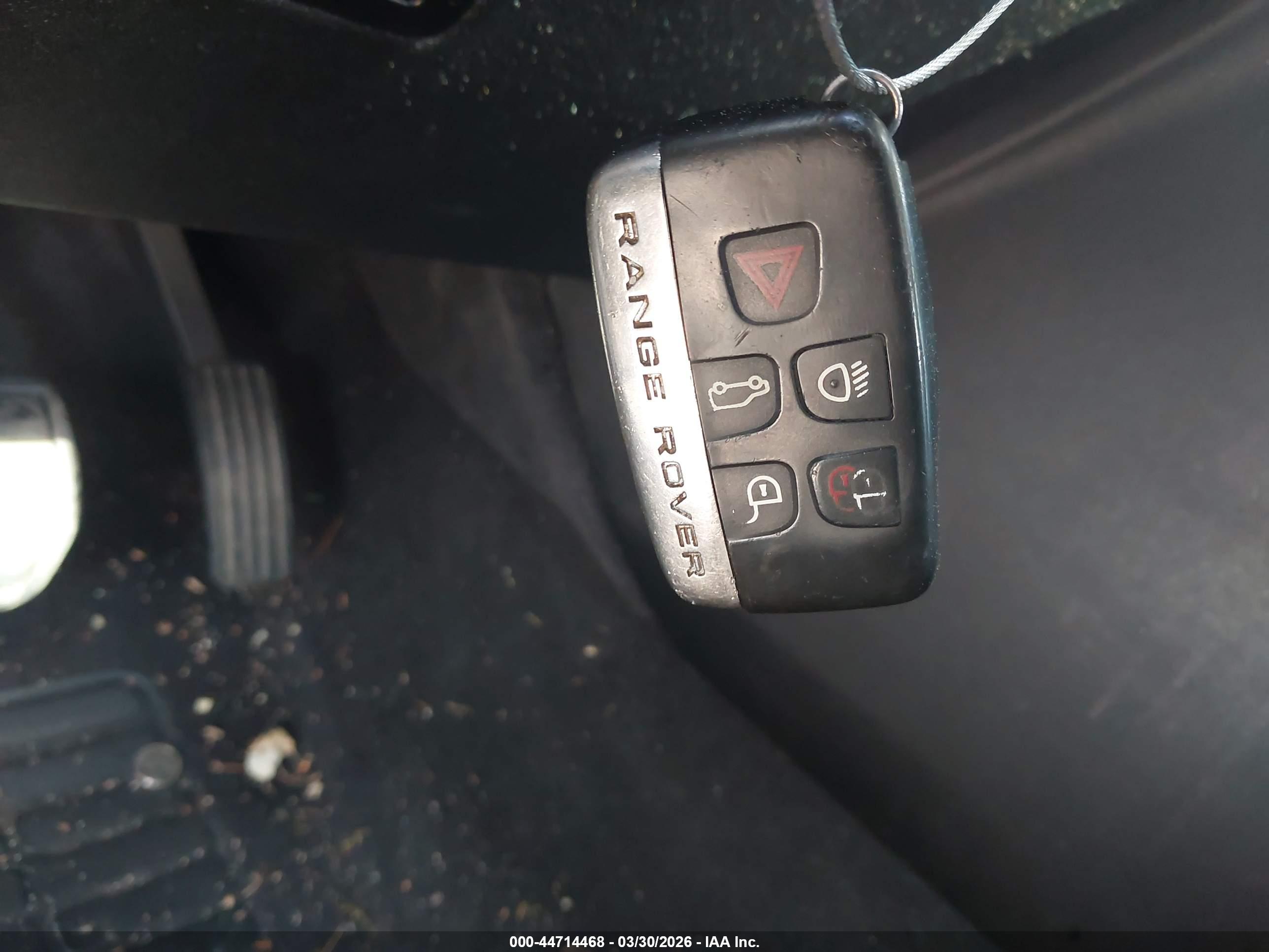 LAND ROVER image 11