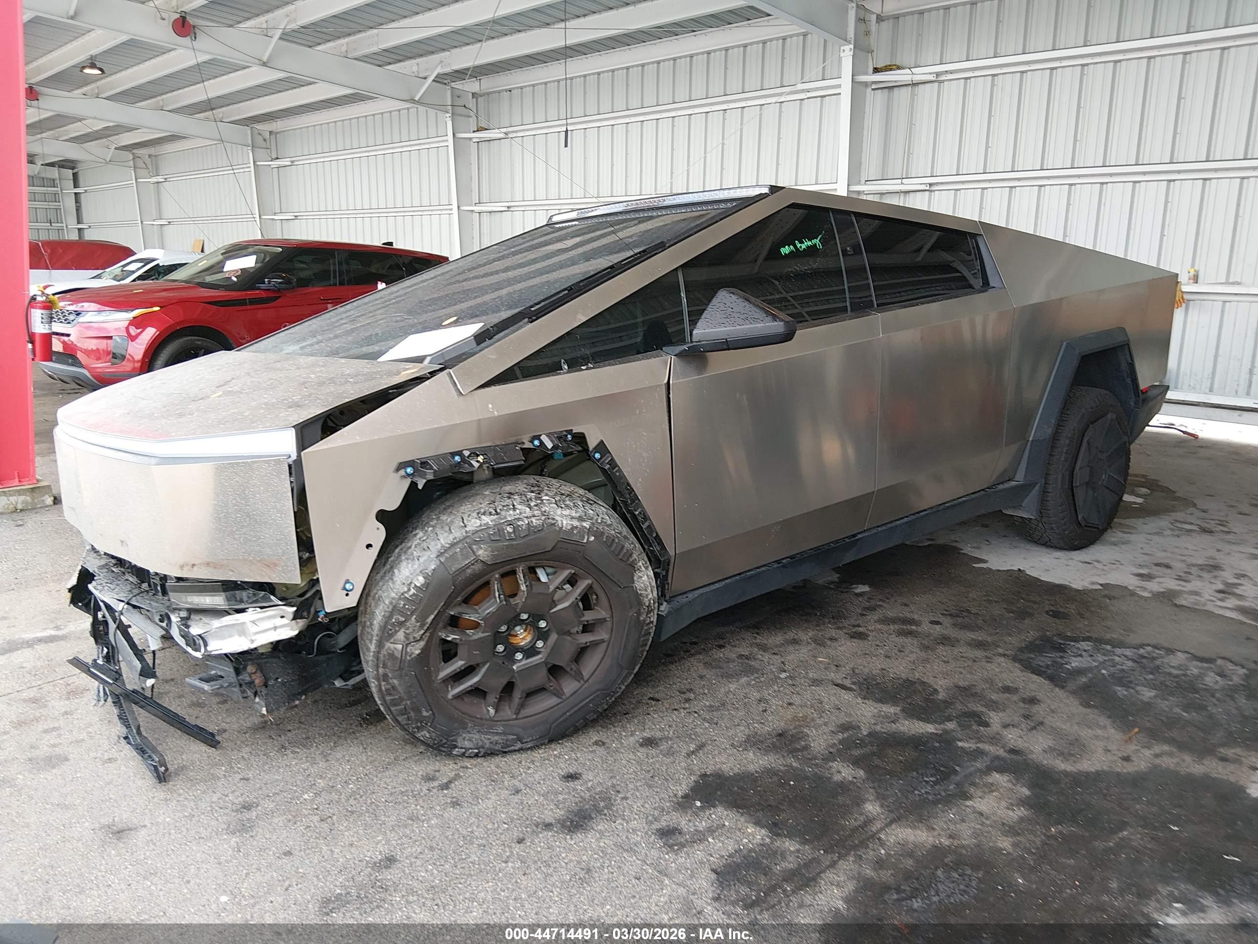 TESLA CYBERTRUCK image 2