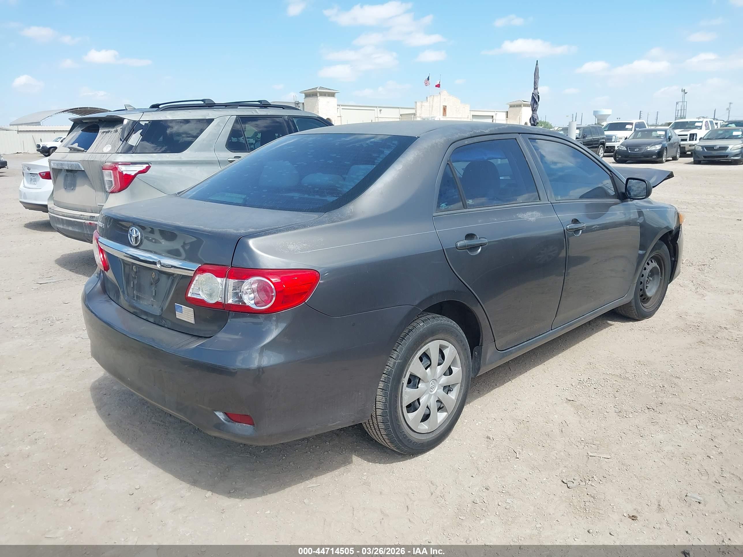 TOYOTA COROLLA image 4