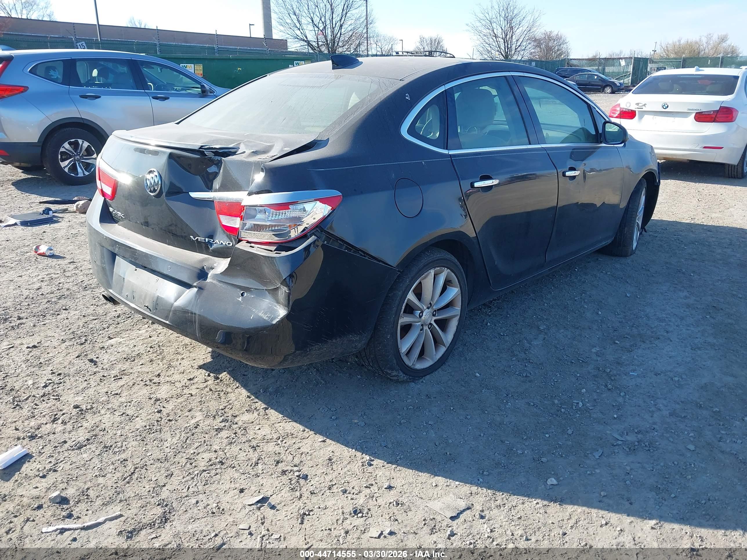 BUICK VERANO image 4