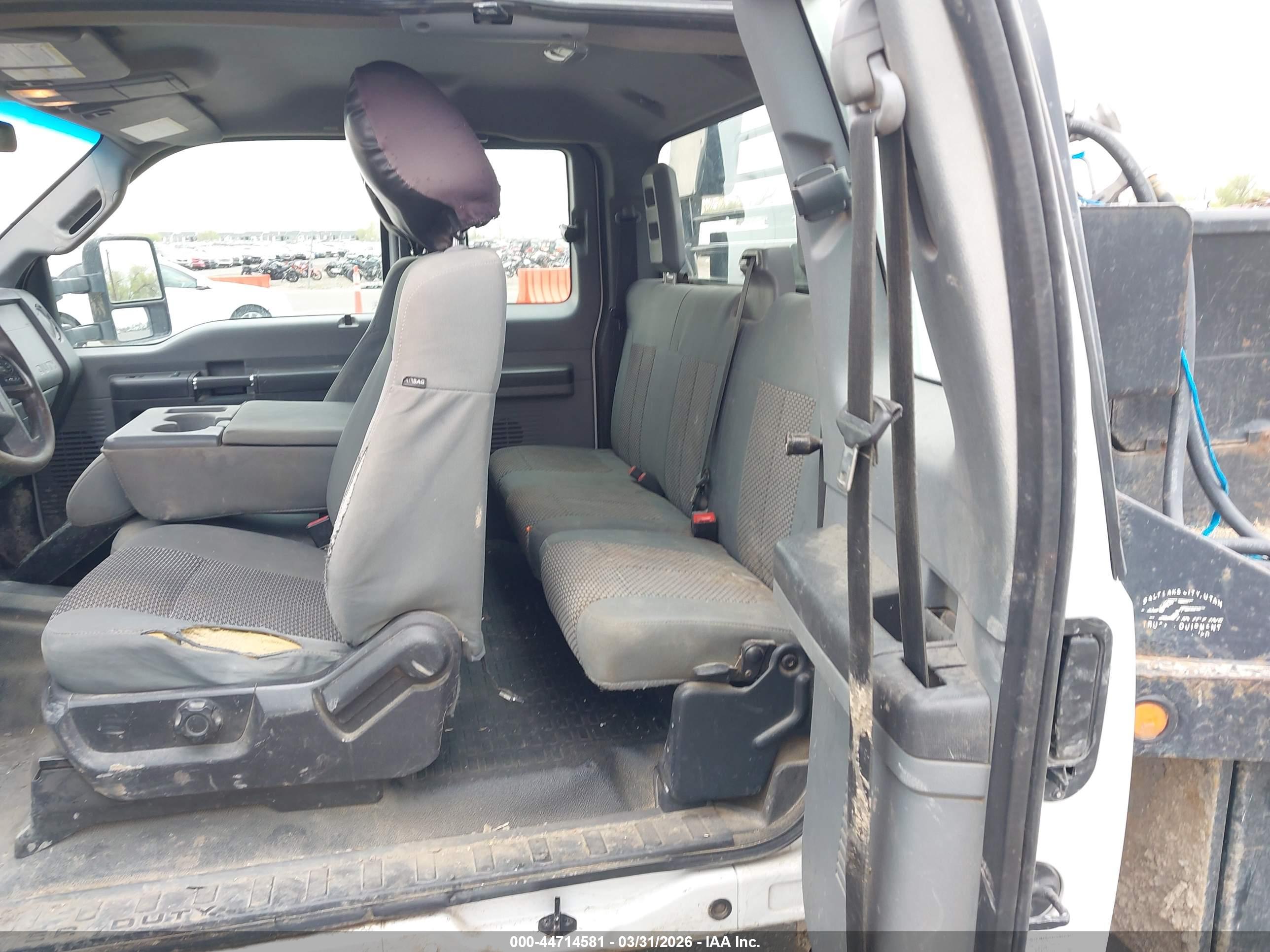 FORD F-350 image 8