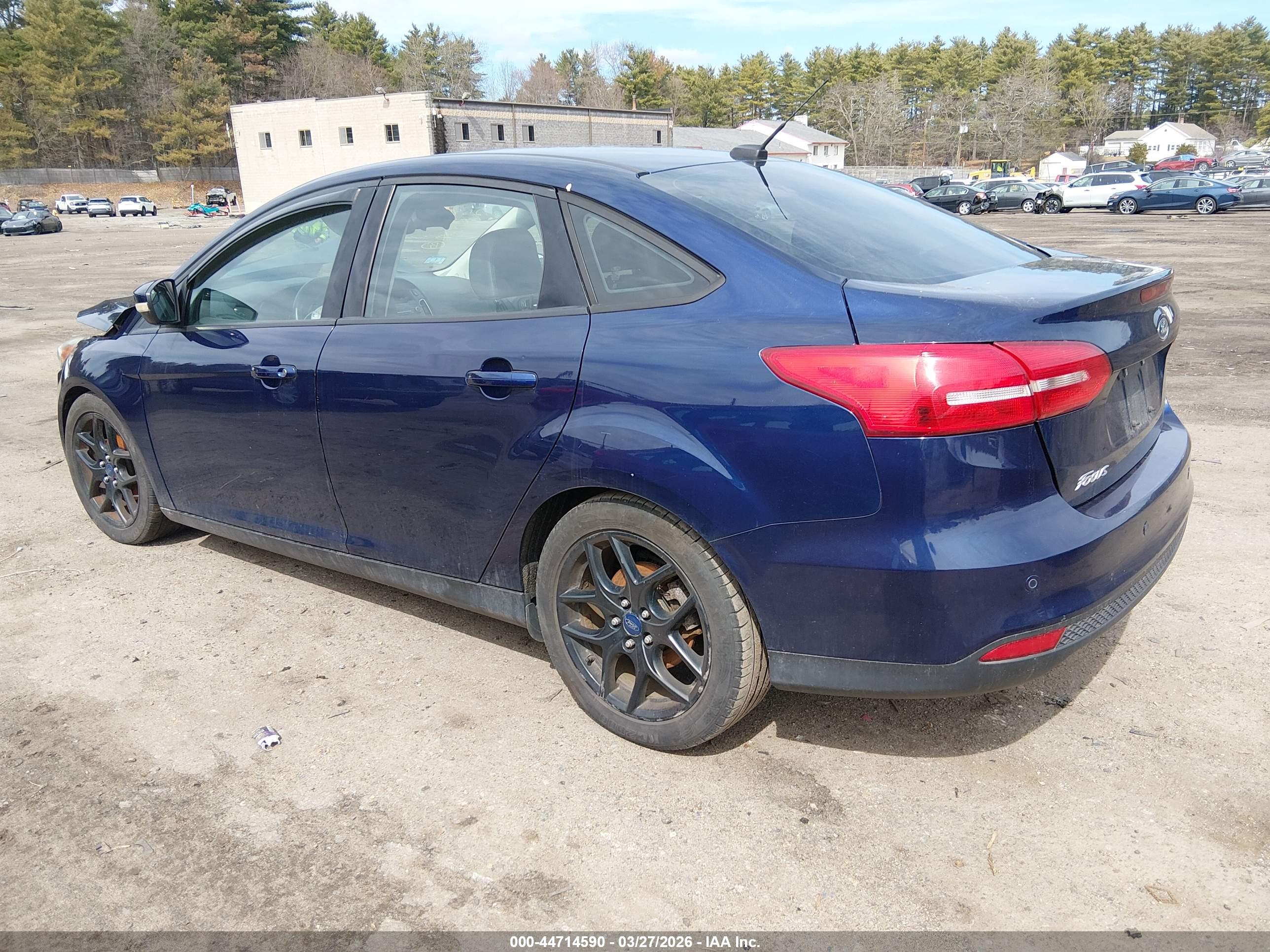 FORD FOCUS image 3
