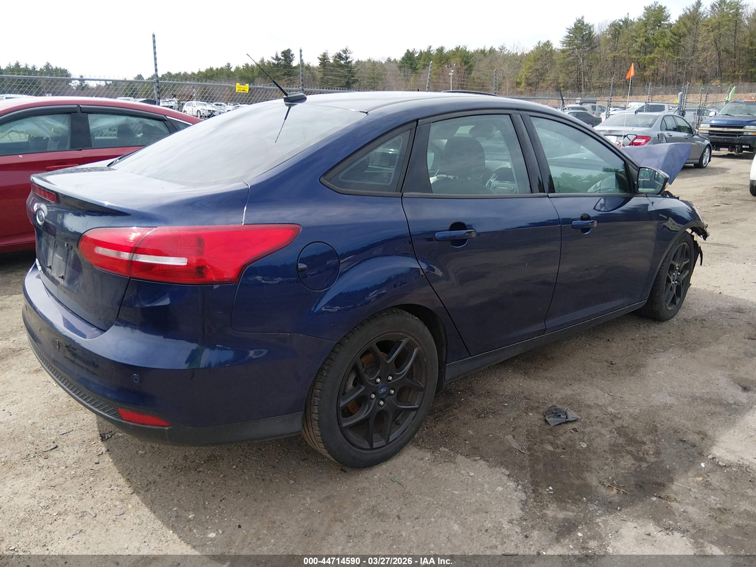 FORD FOCUS image 4